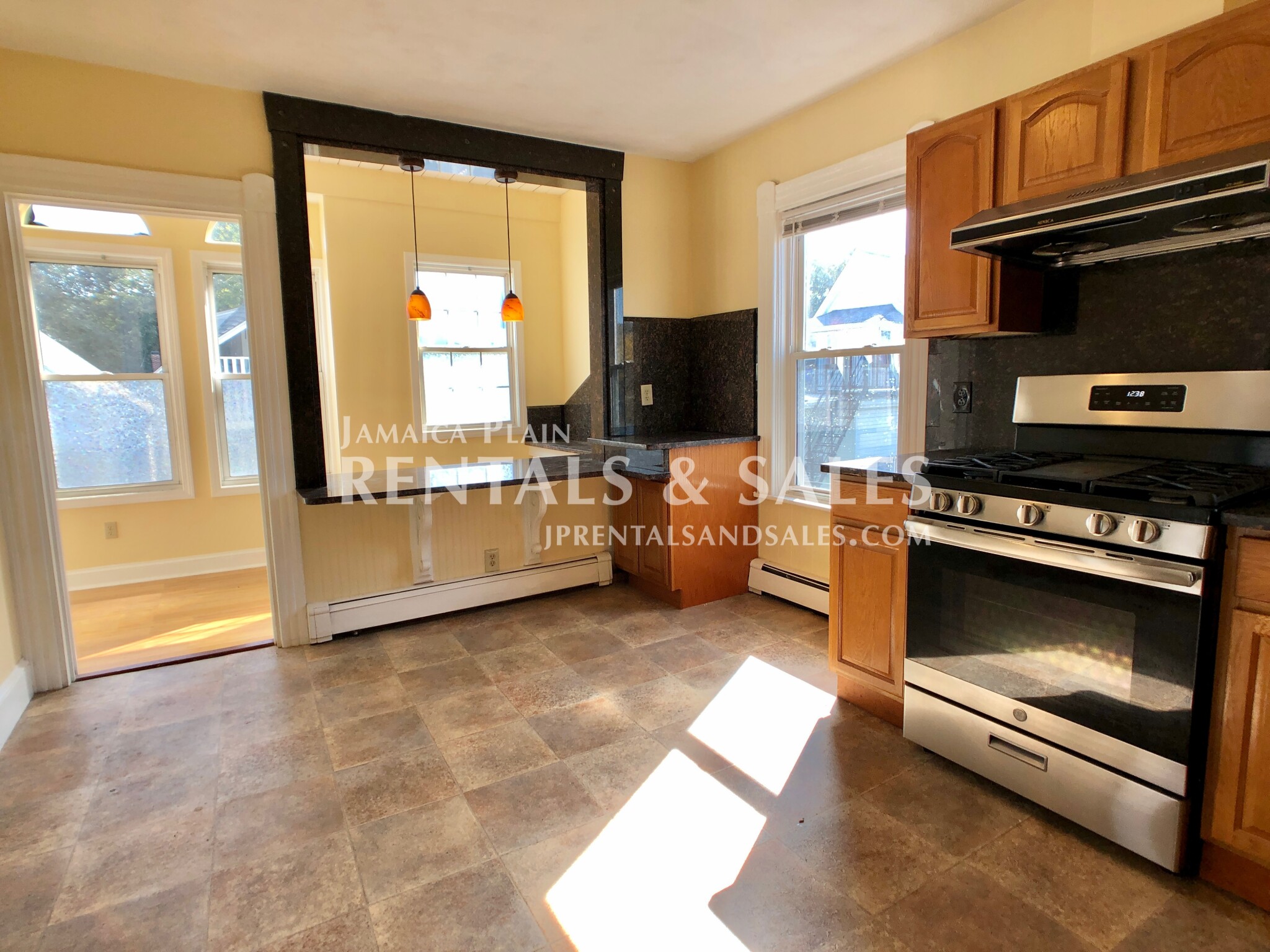 2 bed, 1 bath apartment for rent at 68 Brookside Ave Unit 3, Jamaica Plain — photo 2 of 13