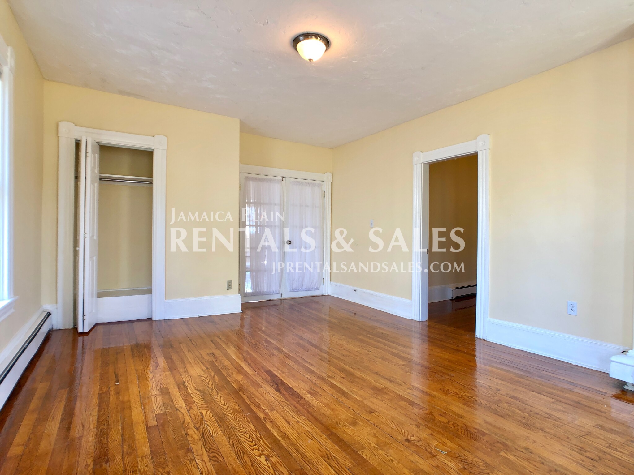 2 bed, 1 bath apartment for rent at 68 Brookside Ave Unit 3, Jamaica Plain — photo 9 of 13