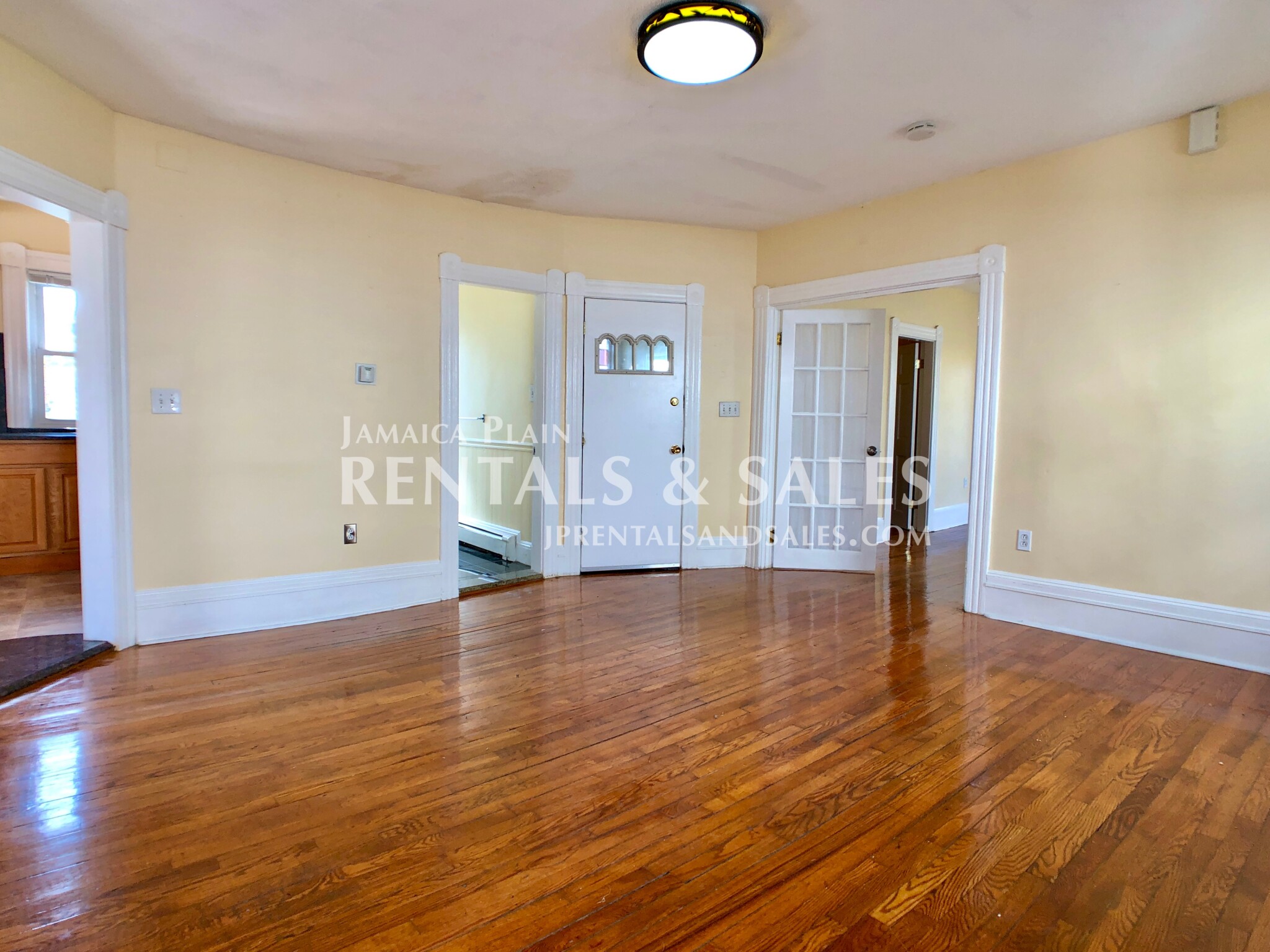 2 bed, 1 bath apartment for rent at 68 Brookside Ave Unit 3, Jamaica Plain — photo 5 of 13