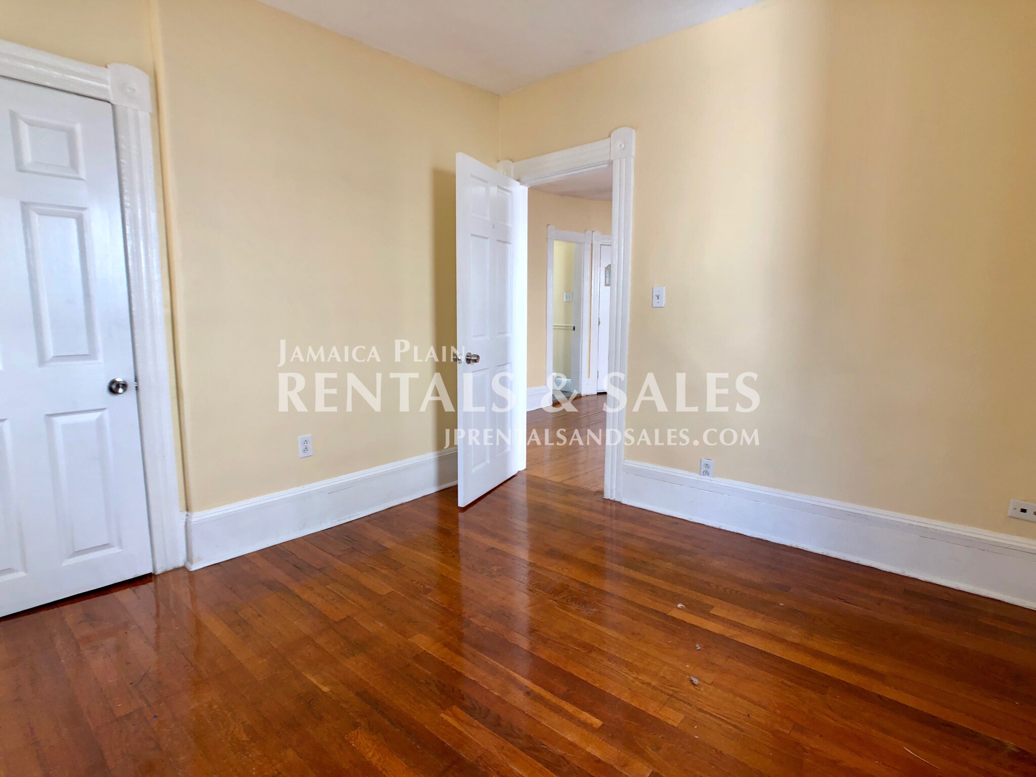 2 bed, 1 bath apartment for rent at 68 Brookside Ave Unit 3, Jamaica Plain — photo 12 of 13