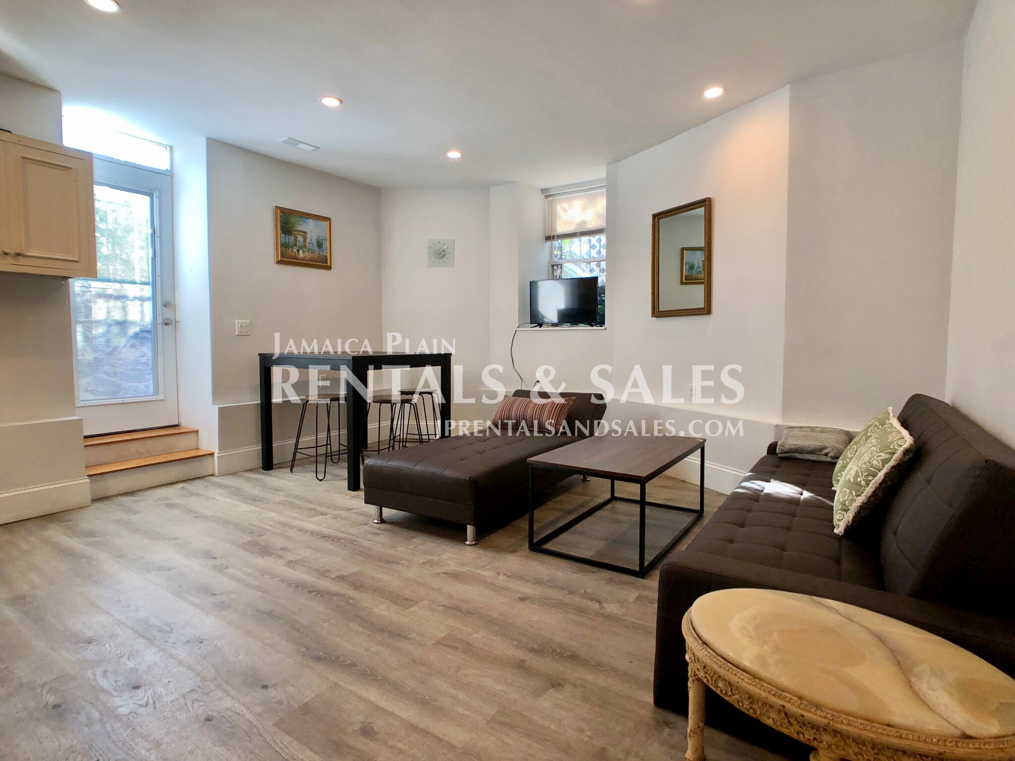 5 bed, 3.5 bath apartment for rent at 2 Buckley Ave Unit 1 CO, Jamaica Plain — photo 5 of 23