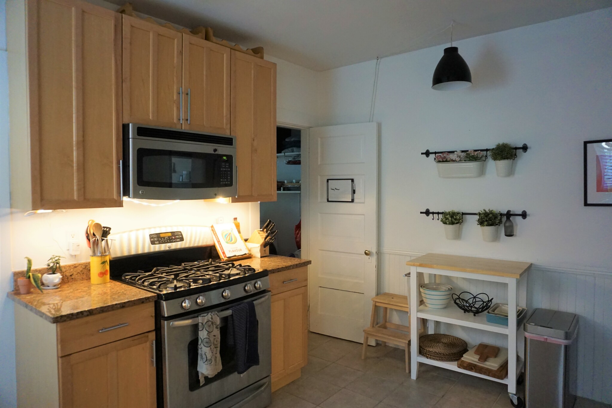 2 bed, 1 bath apartment for rent at 83 Glen Rd Unit 2 CO, Jamaica Plain — photo 7 of 17