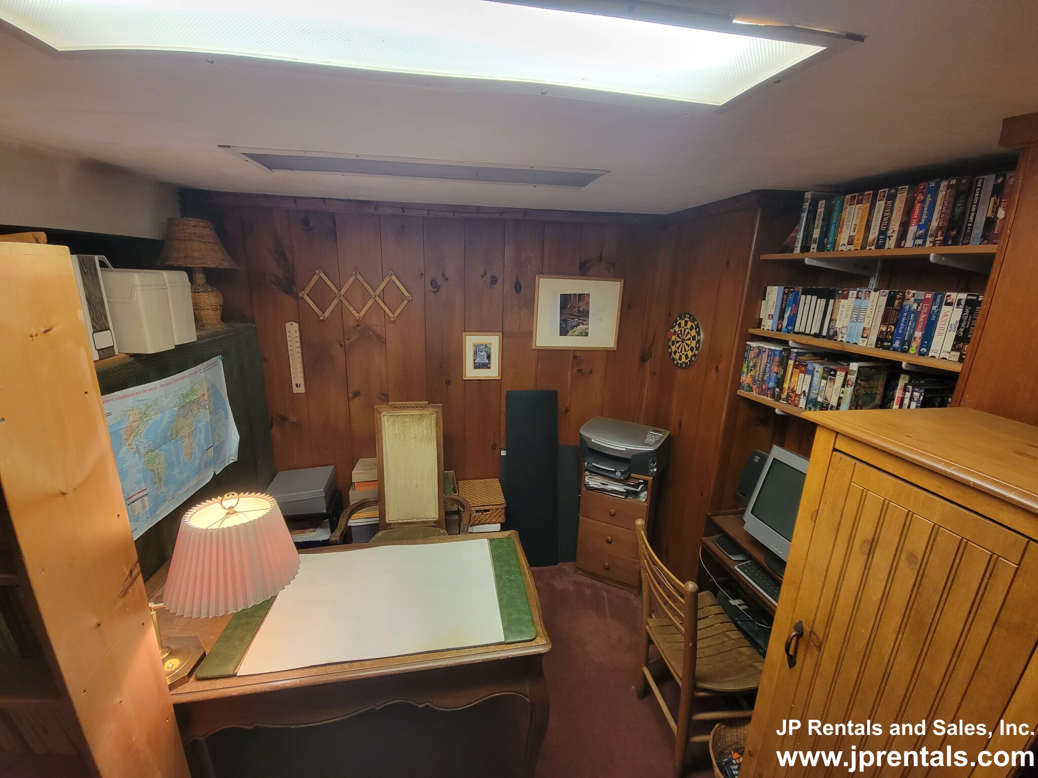 Studio bed, 1 bath apartment for rent at 397 Vfw Pkwy Unit 1, Brookline — photo 4 of 10