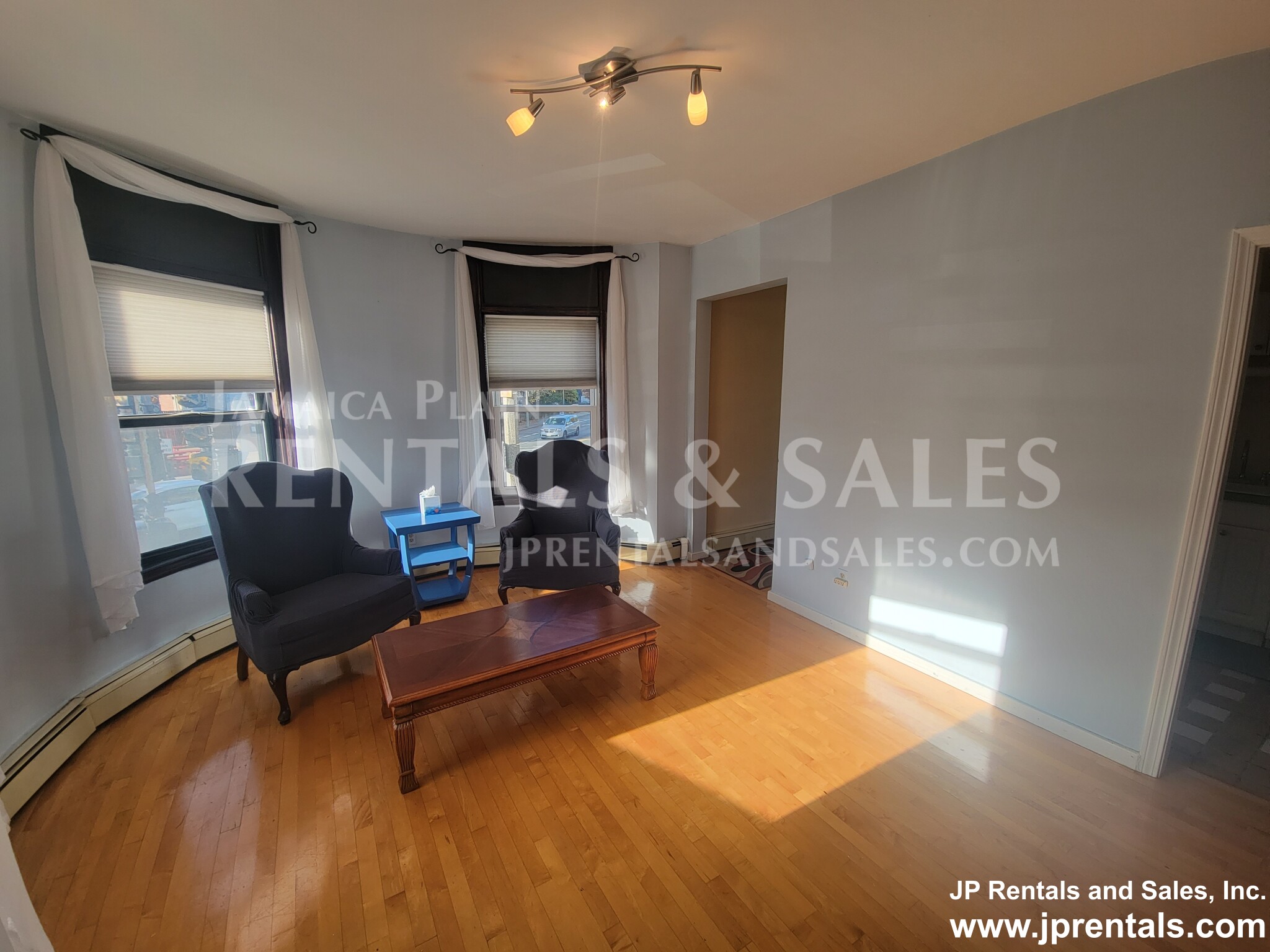 2 bed, 1 bath apartment for rent at 456 Centre St Unit 2 CO, Jamaica Plain — photo 2 of 12