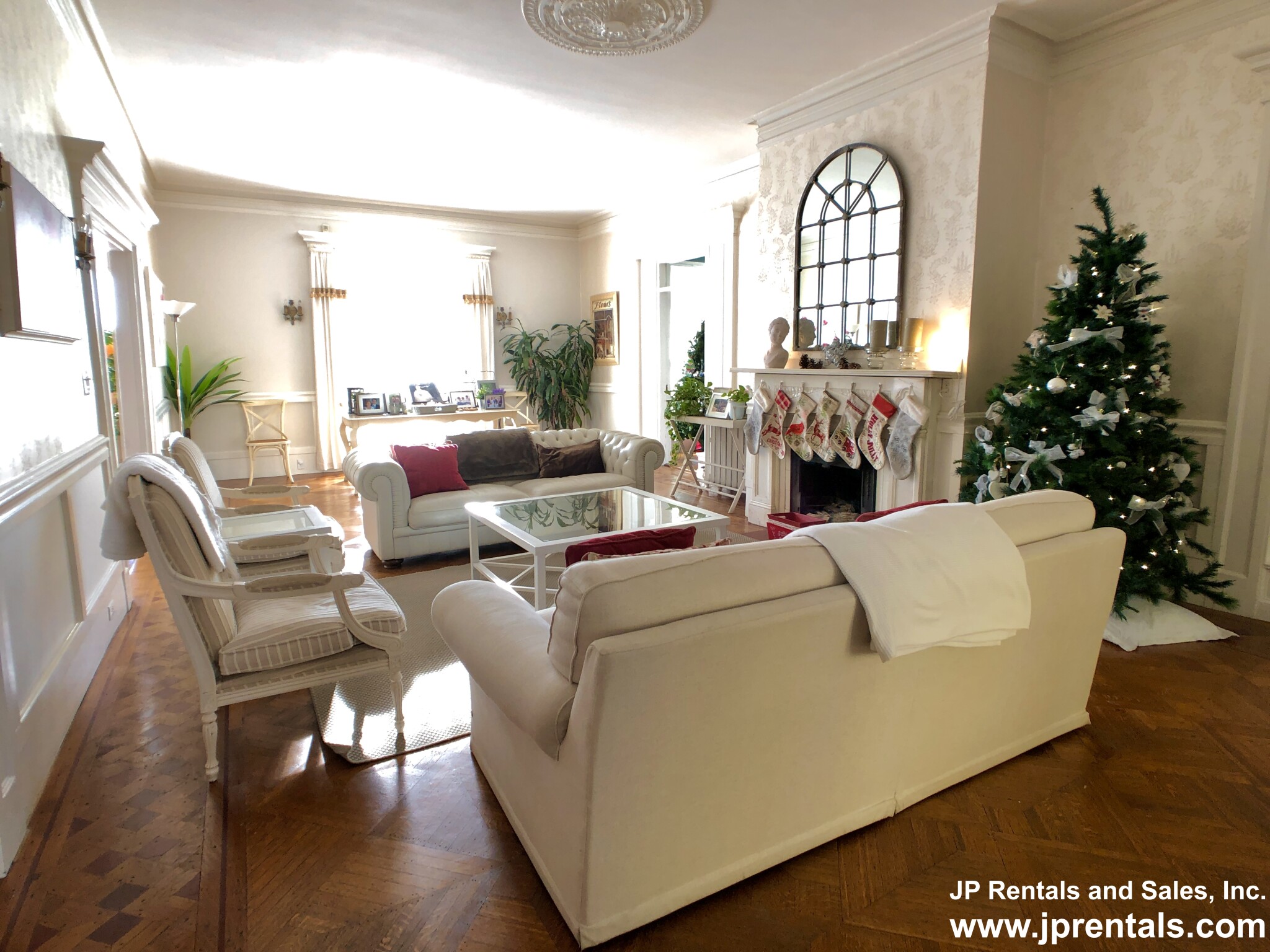 4 bed, 3.5 bath apartment for rent at 49 Pond St Unit 1 CO, Jamaica Plain — photo 3 of 36