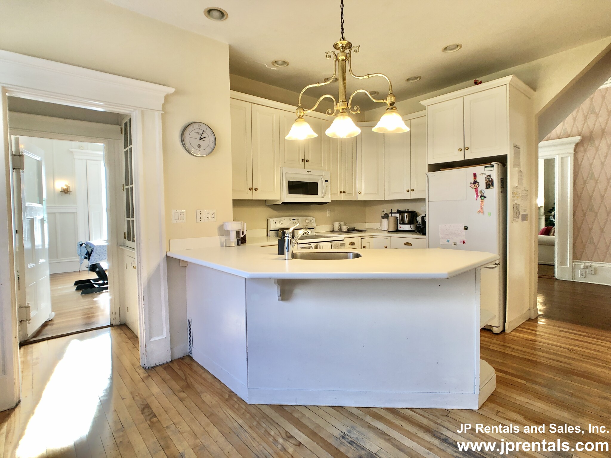 4 bed, 3.5 bath apartment for rent at 49 Pond St Unit 1 CO, Jamaica Plain — photo 10 of 36