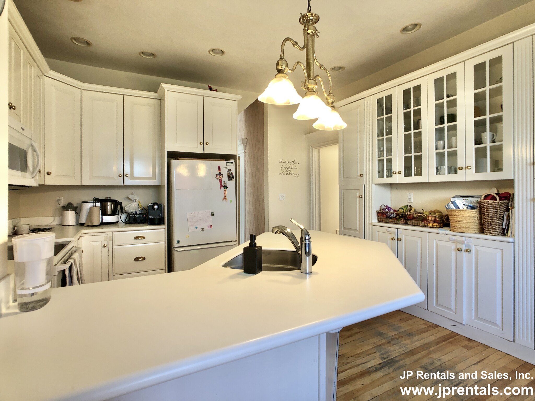 4 bed, 3.5 bath apartment for rent at 49 Pond St Unit 1 CO, Jamaica Plain — photo 11 of 36