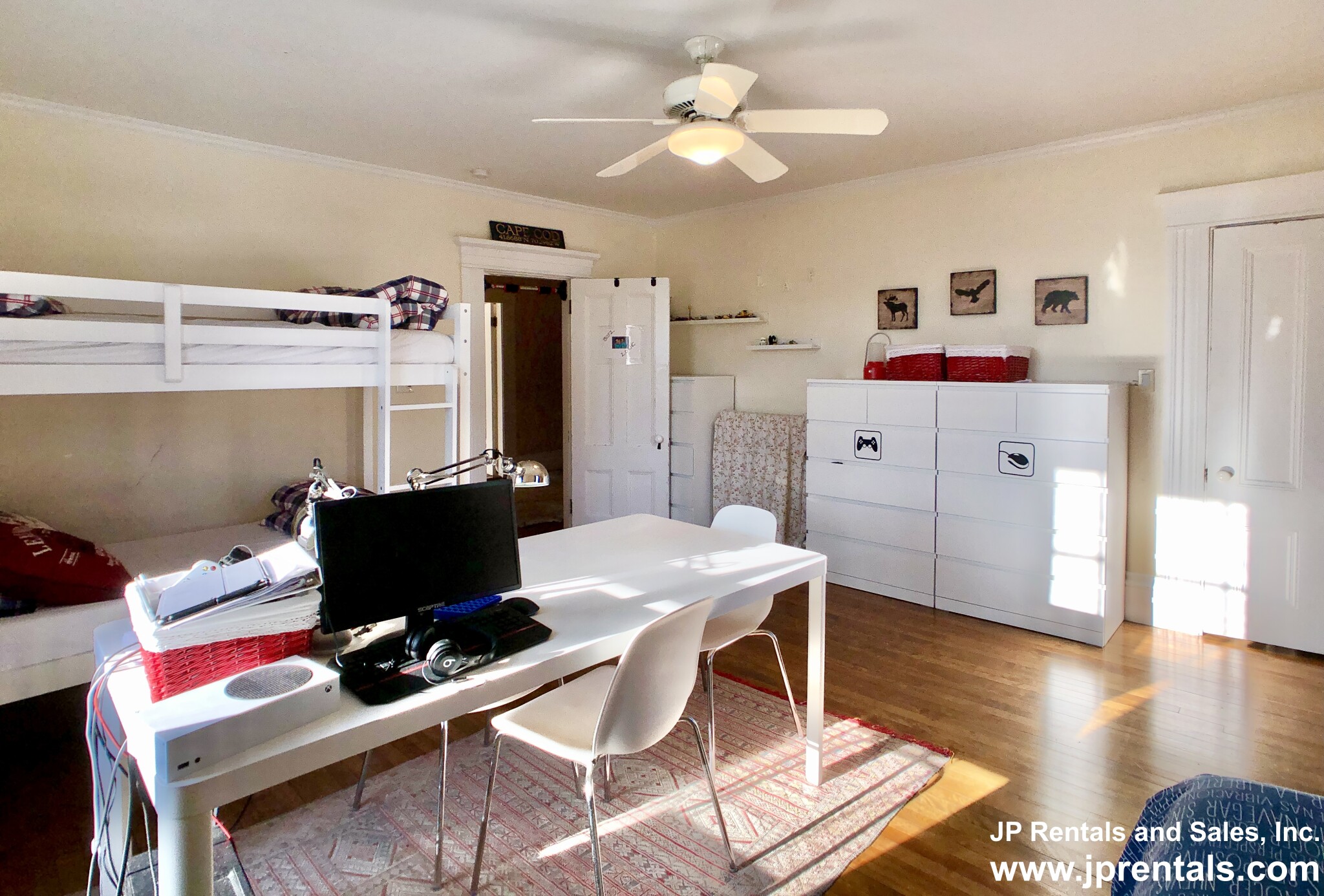 4 bed, 3.5 bath apartment for rent at 49 Pond St Unit 1 CO, Jamaica Plain — photo 28 of 36