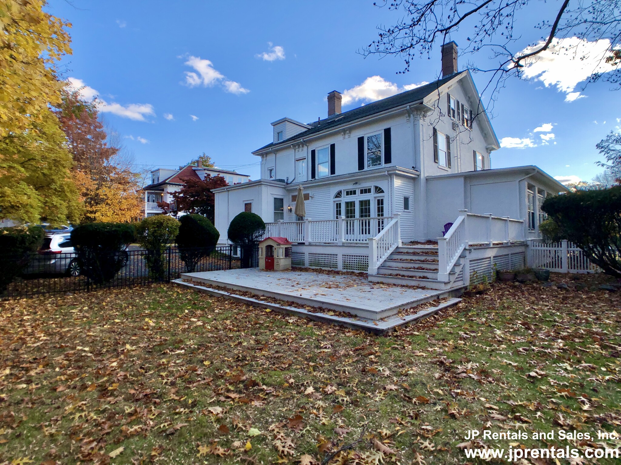 4 bed, 3.5 bath apartment for rent at 49 Pond St Unit 1 CO, Jamaica Plain — photo 35 of 36
