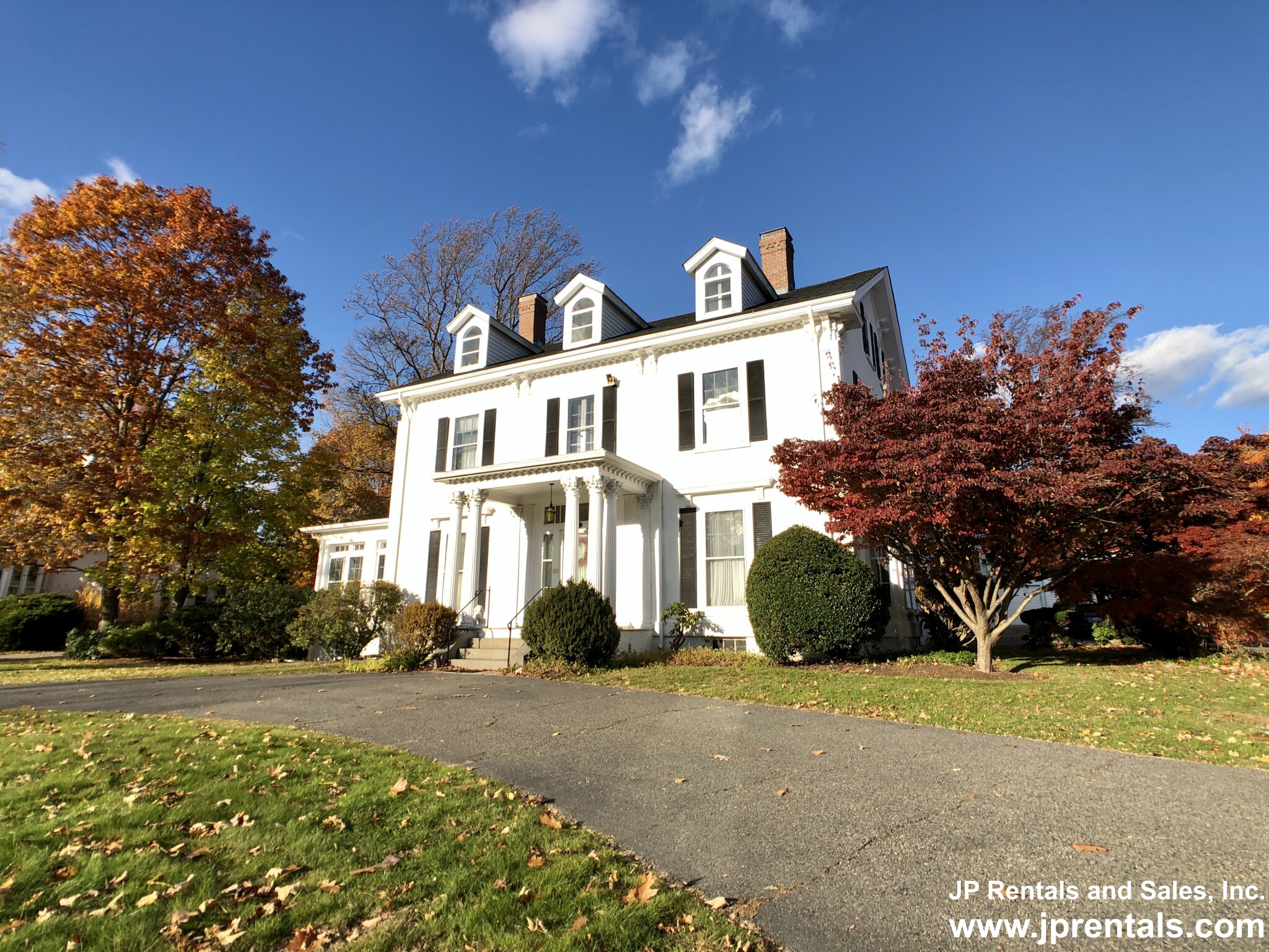 4 bed, 3.5 bath apartment for rent at 49 Pond St Unit 1, Jamaica Plain