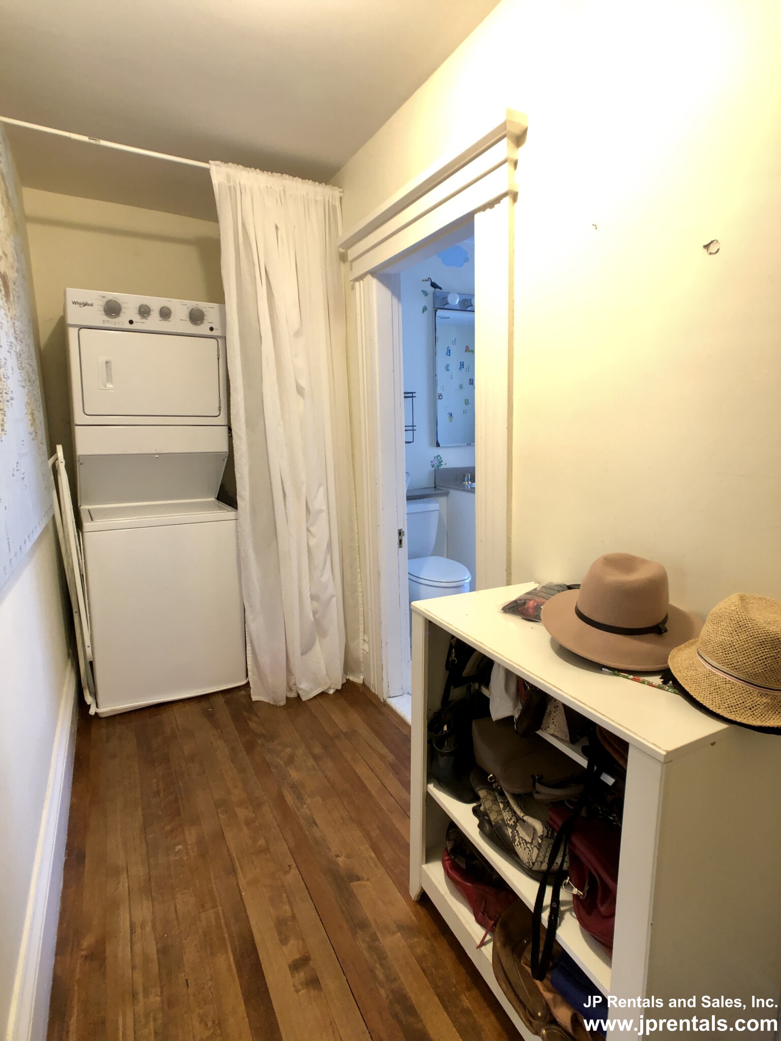 4 bed, 3.5 bath apartment for rent at 49 Pond St Unit 1 CO, Jamaica Plain — photo 29 of 36