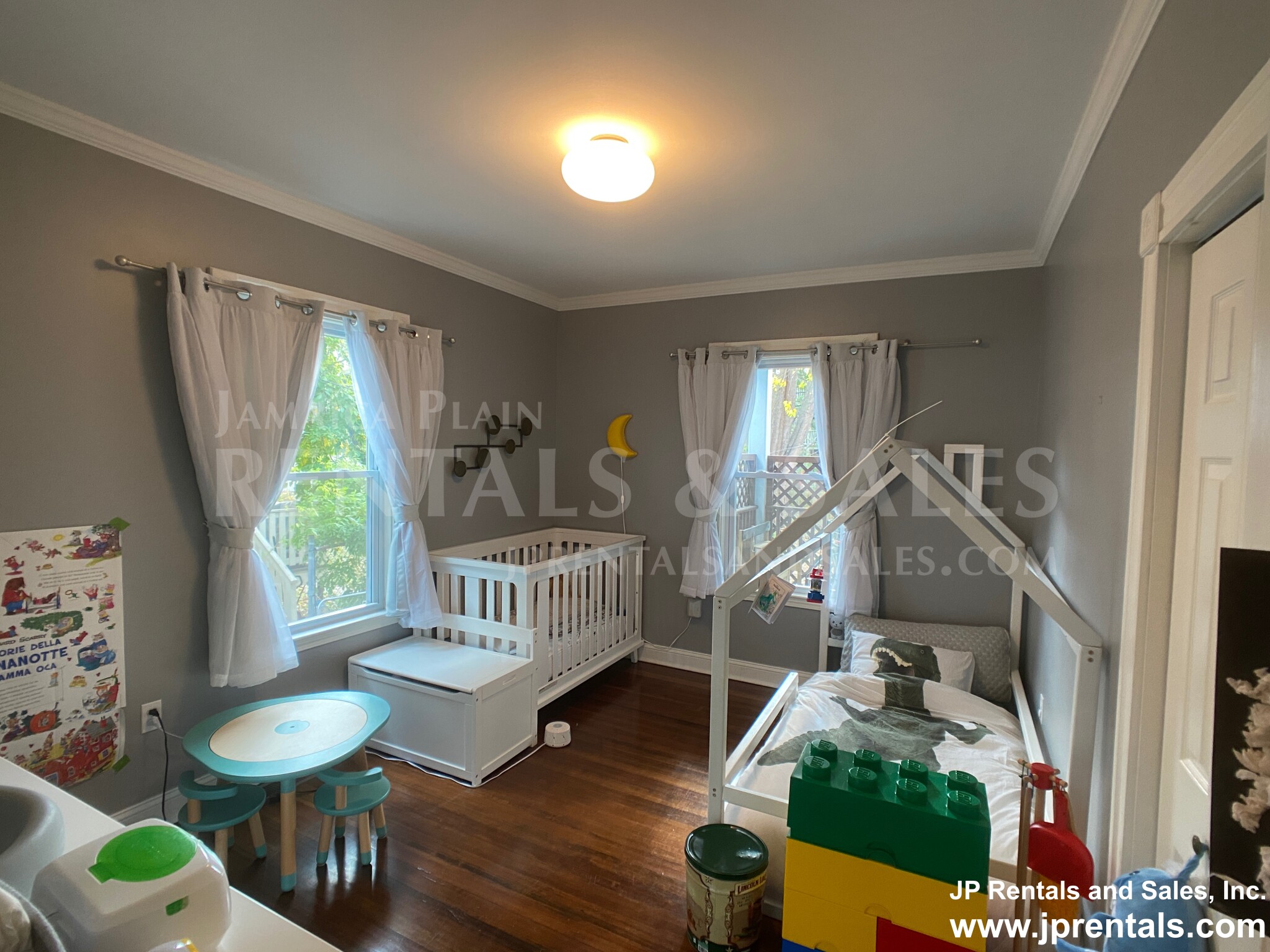2 bed, 1 bath apartment for rent at 47 Sedgwick St Unit 1, Jamaica Plain — photo 11 of 18