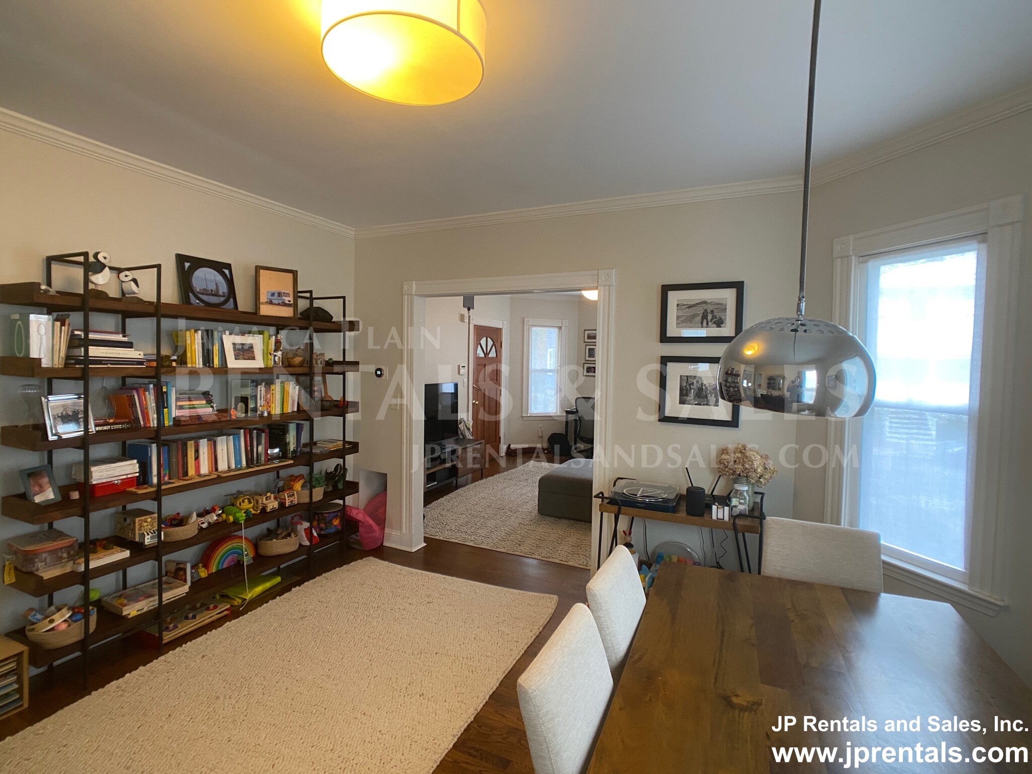 2 bed, 1 bath apartment for rent at 47 Sedgwick St Unit 1, Jamaica Plain — photo 6 of 18