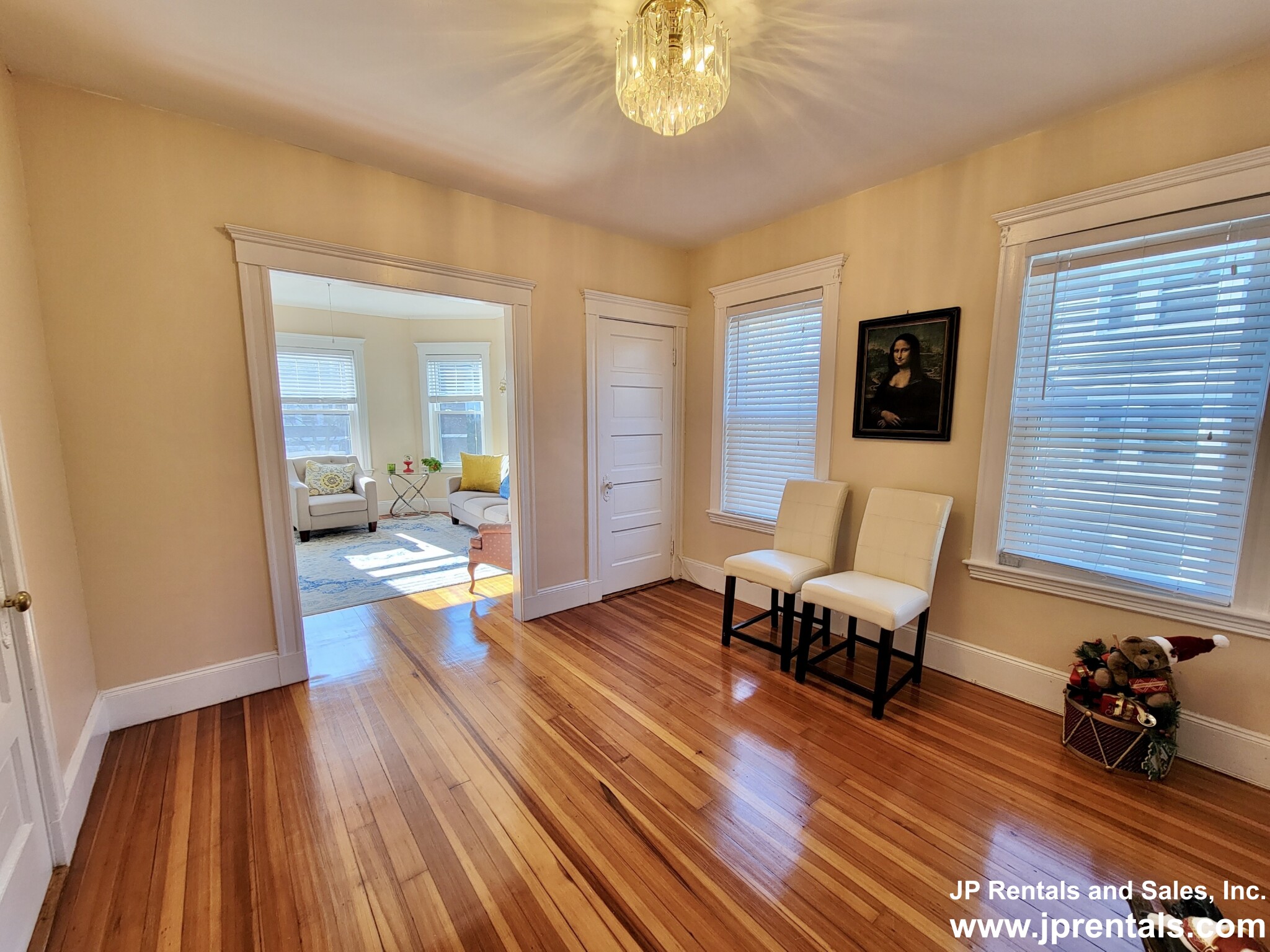 3 bed, 1 bath apartment for rent at 253 Belgrade Ave Unit 2, Roslindale — photo 7 of 13