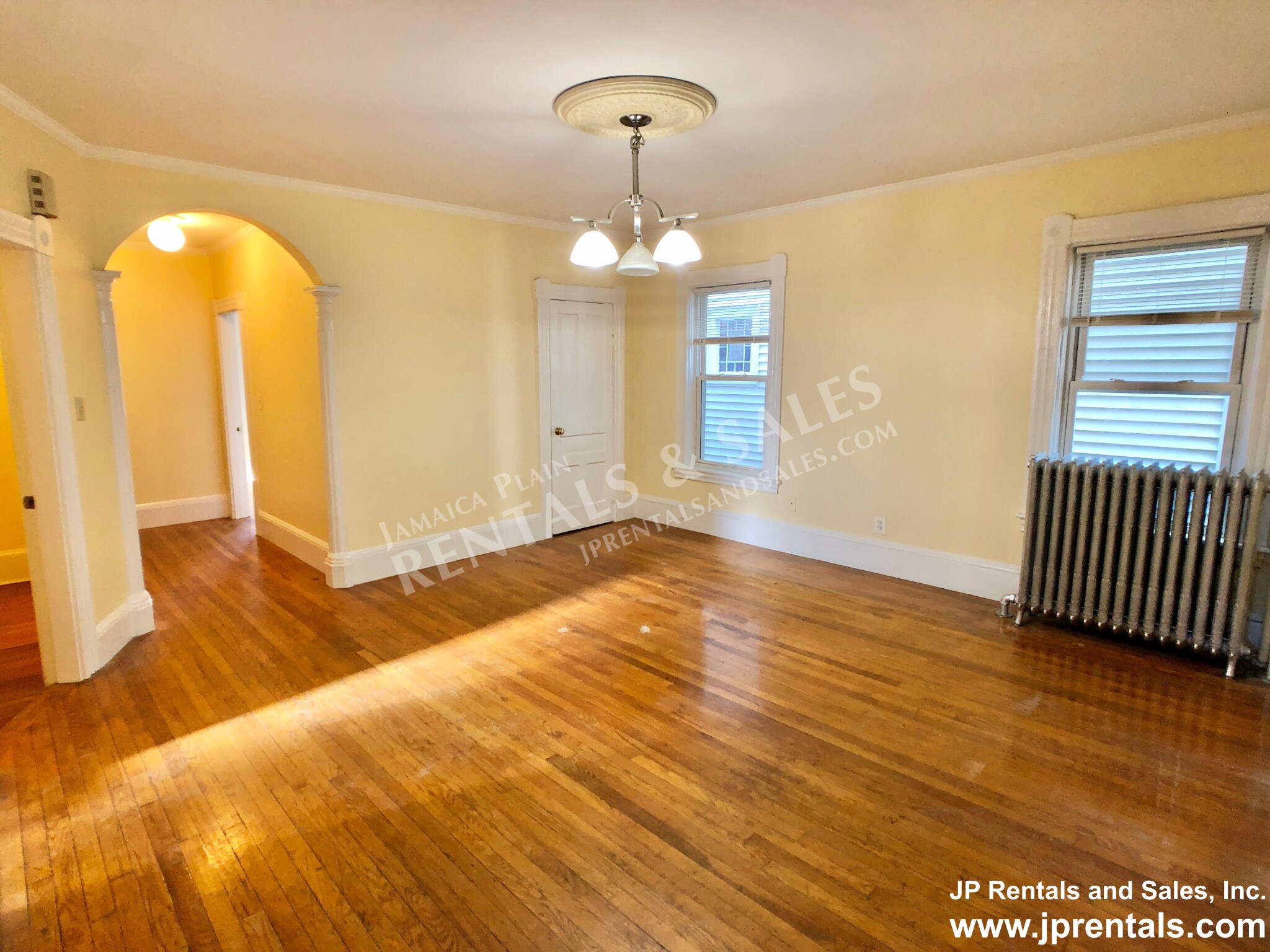 2 bed, 1 bath apartment for rent at 68 Brookside Ave Unit 1, Jamaica Plain — photo 5 of 13