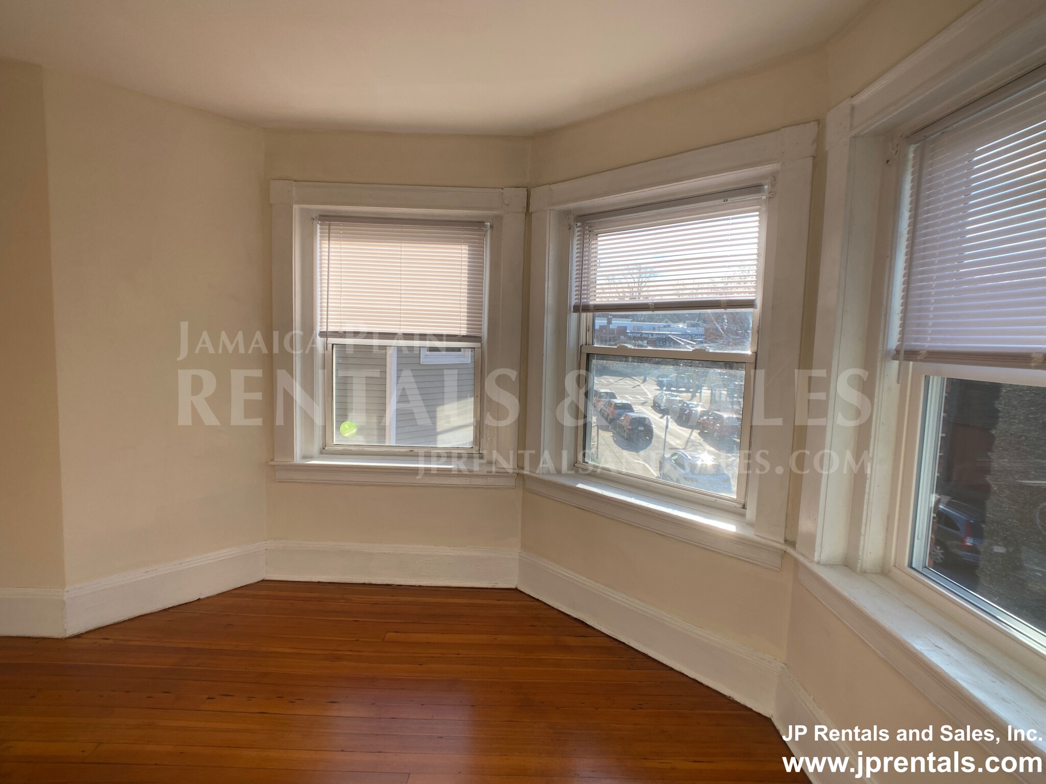 105 School St, Jamaica Plain