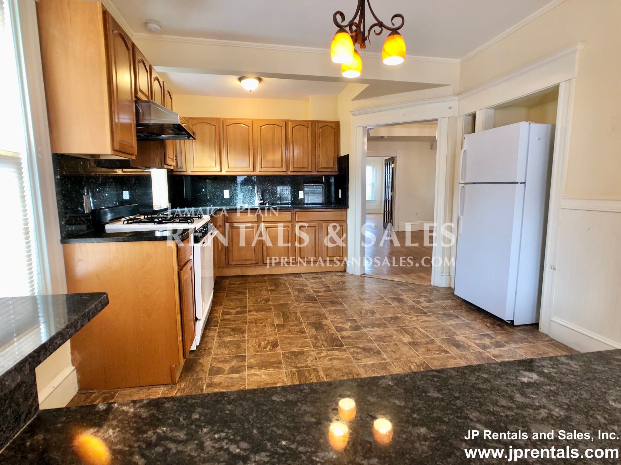2 bed, 1 bath apartment for rent at 68 Brookside Ave Unit 2 CO, Jamaica Plain — photo 2 of 15