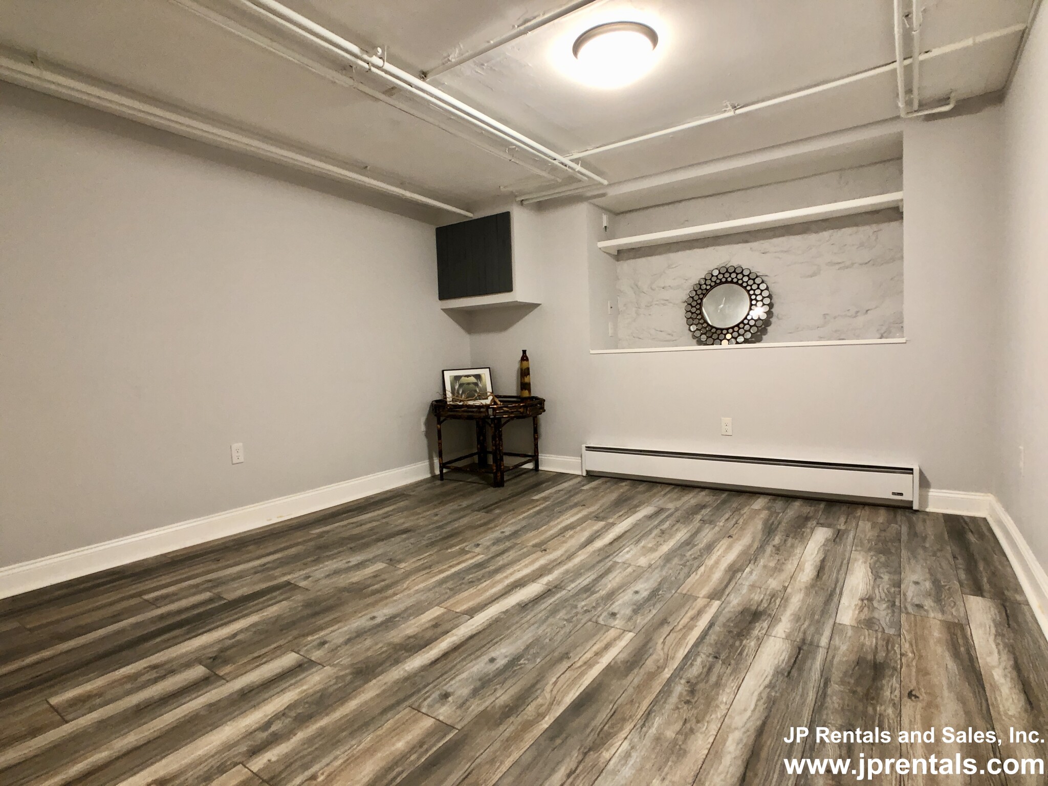 61 Pond St, Jamaica Plain