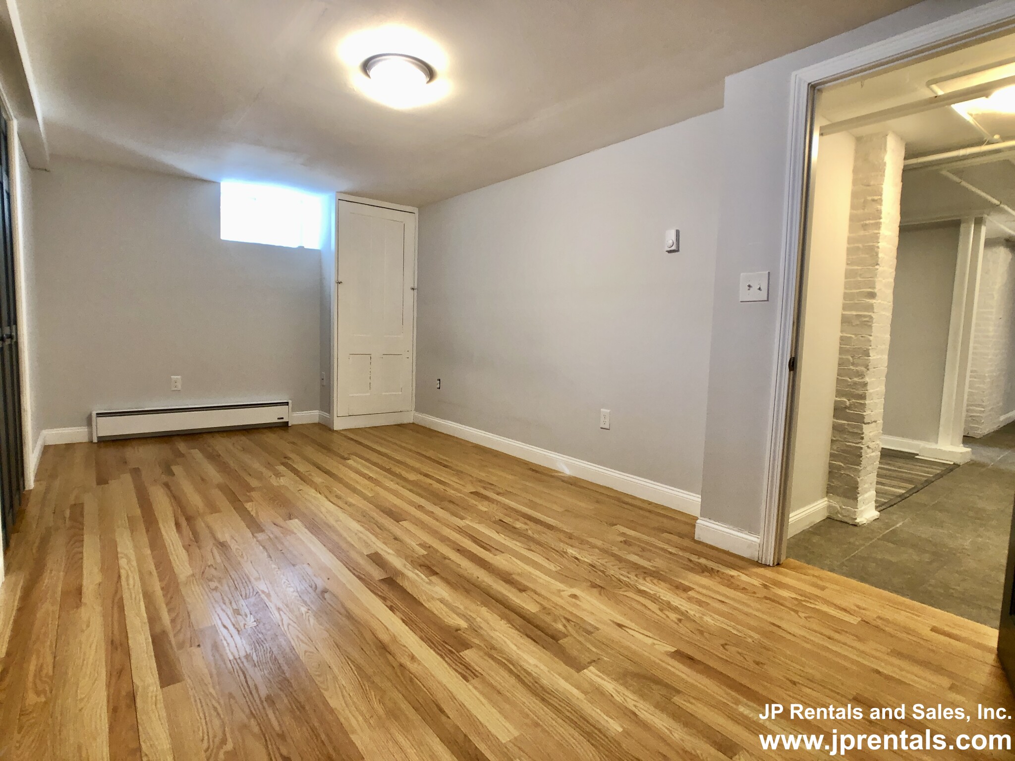 61 Pond St, Jamaica Plain