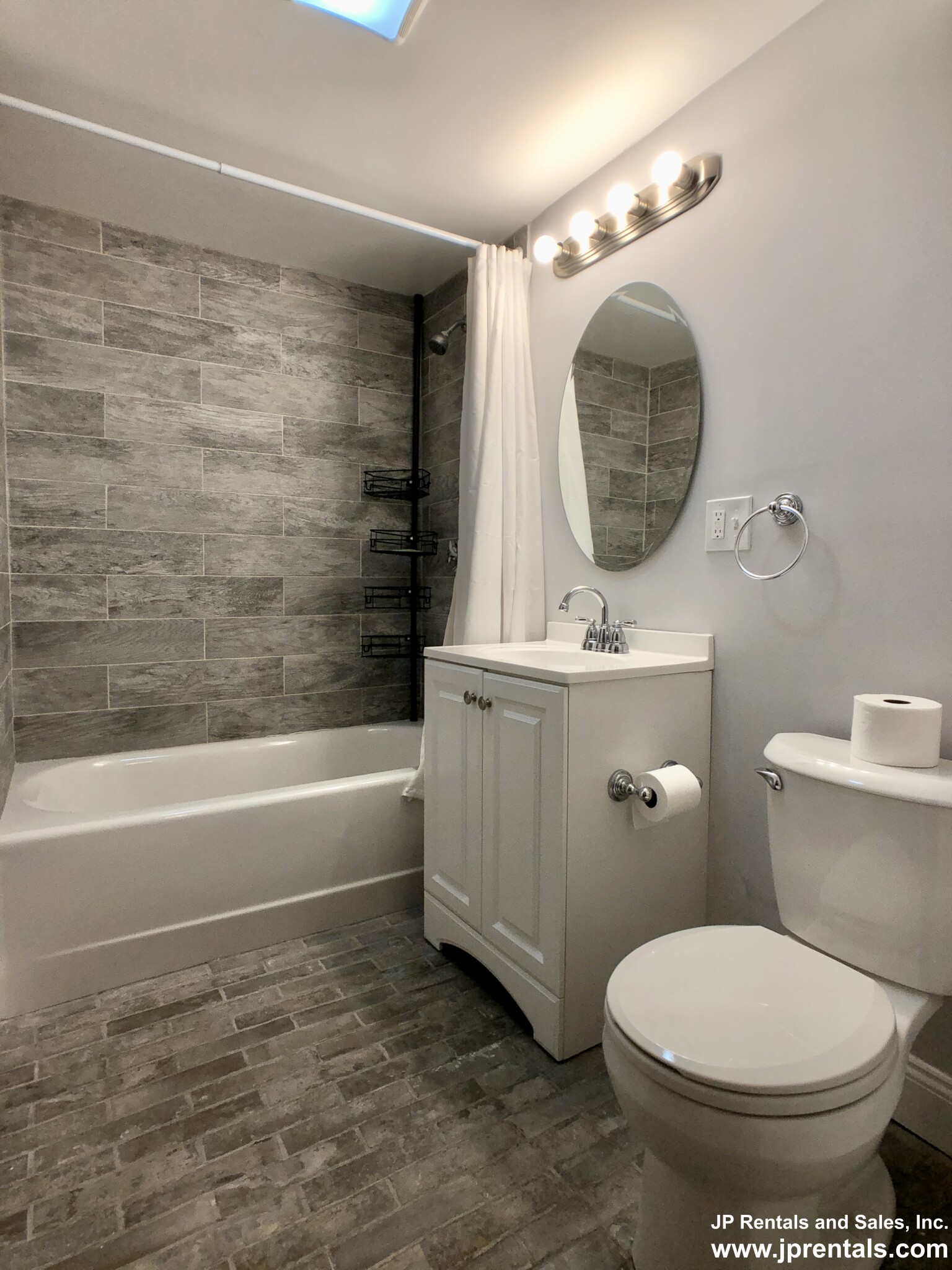 61 Pond St, Jamaica Plain