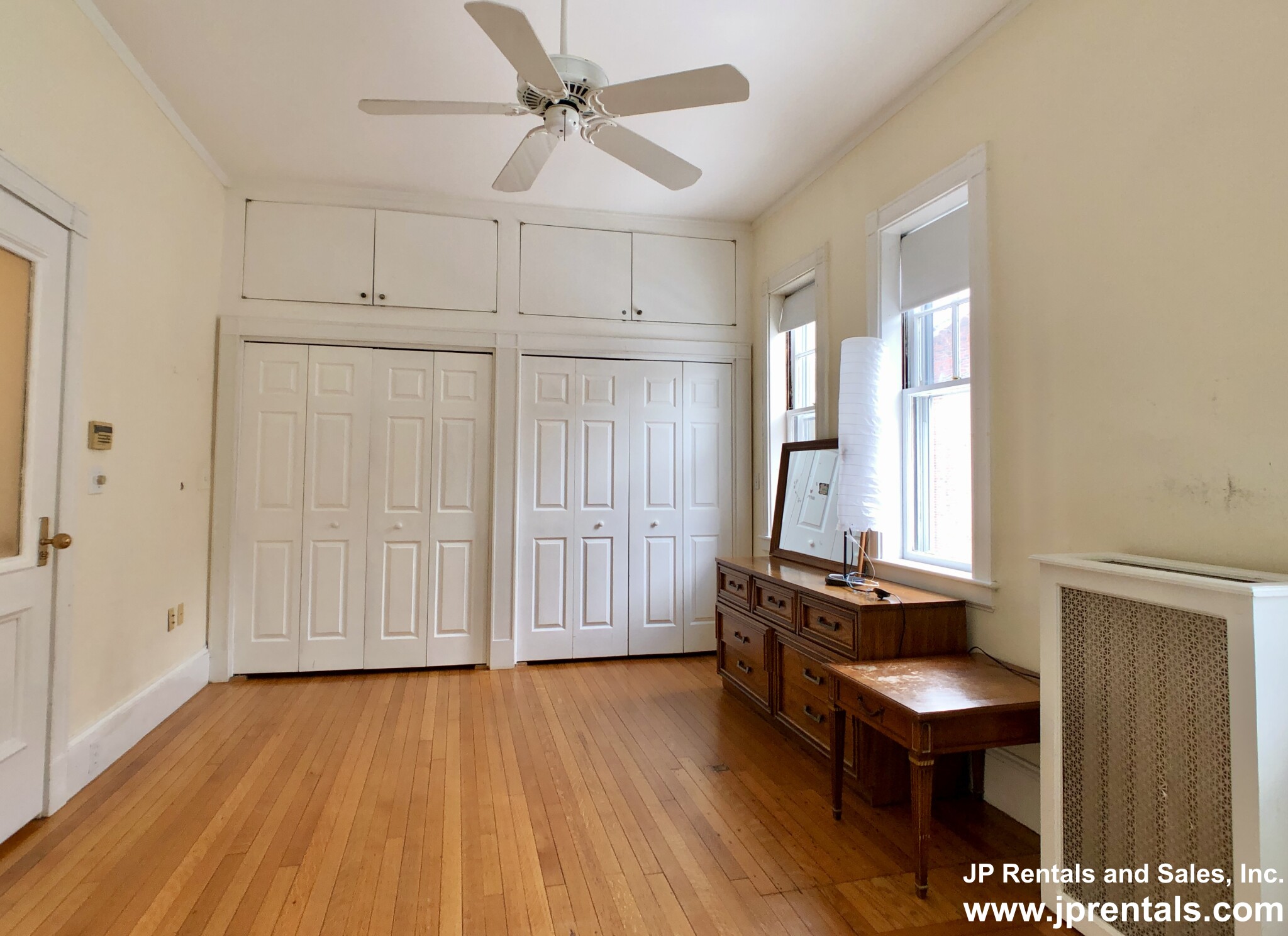 2 bed, 1 bath apartment for rent at 41 Pond St Unit 1, Jamaica Plain — photo 14 of 17