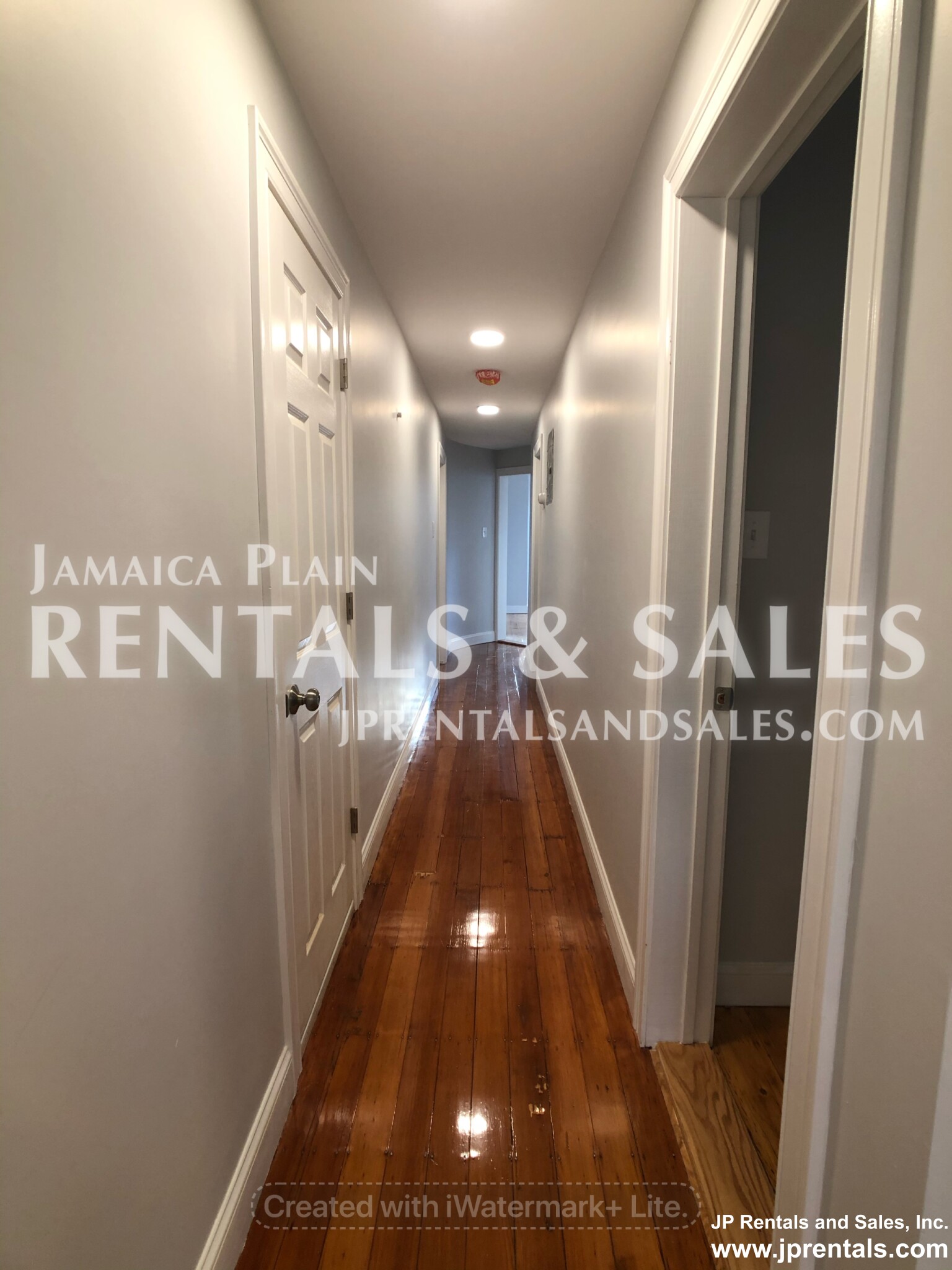 48 Green St, Jamaica Plain