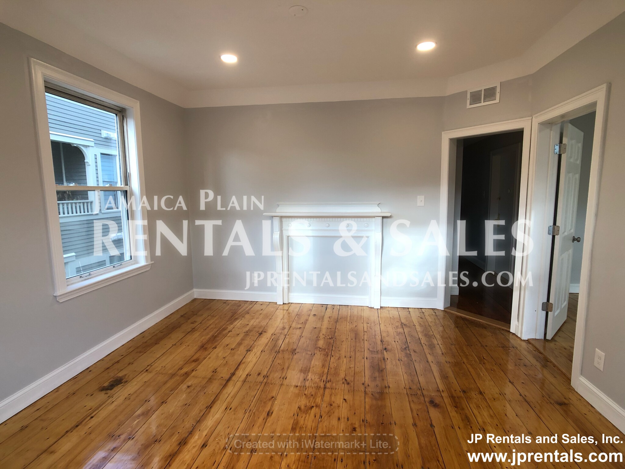 48 Green St, Jamaica Plain