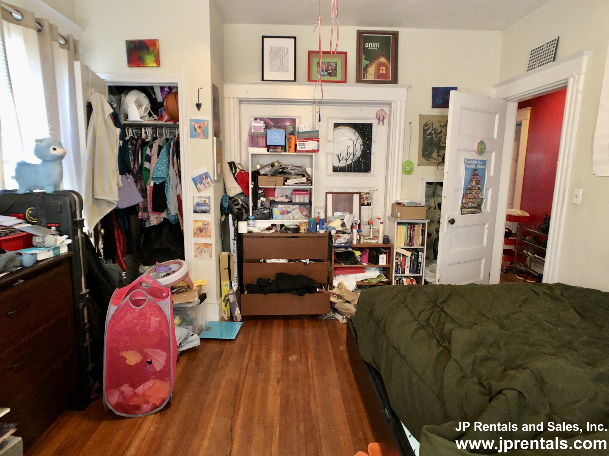 25 Forest Hills St, Jamaica Plain