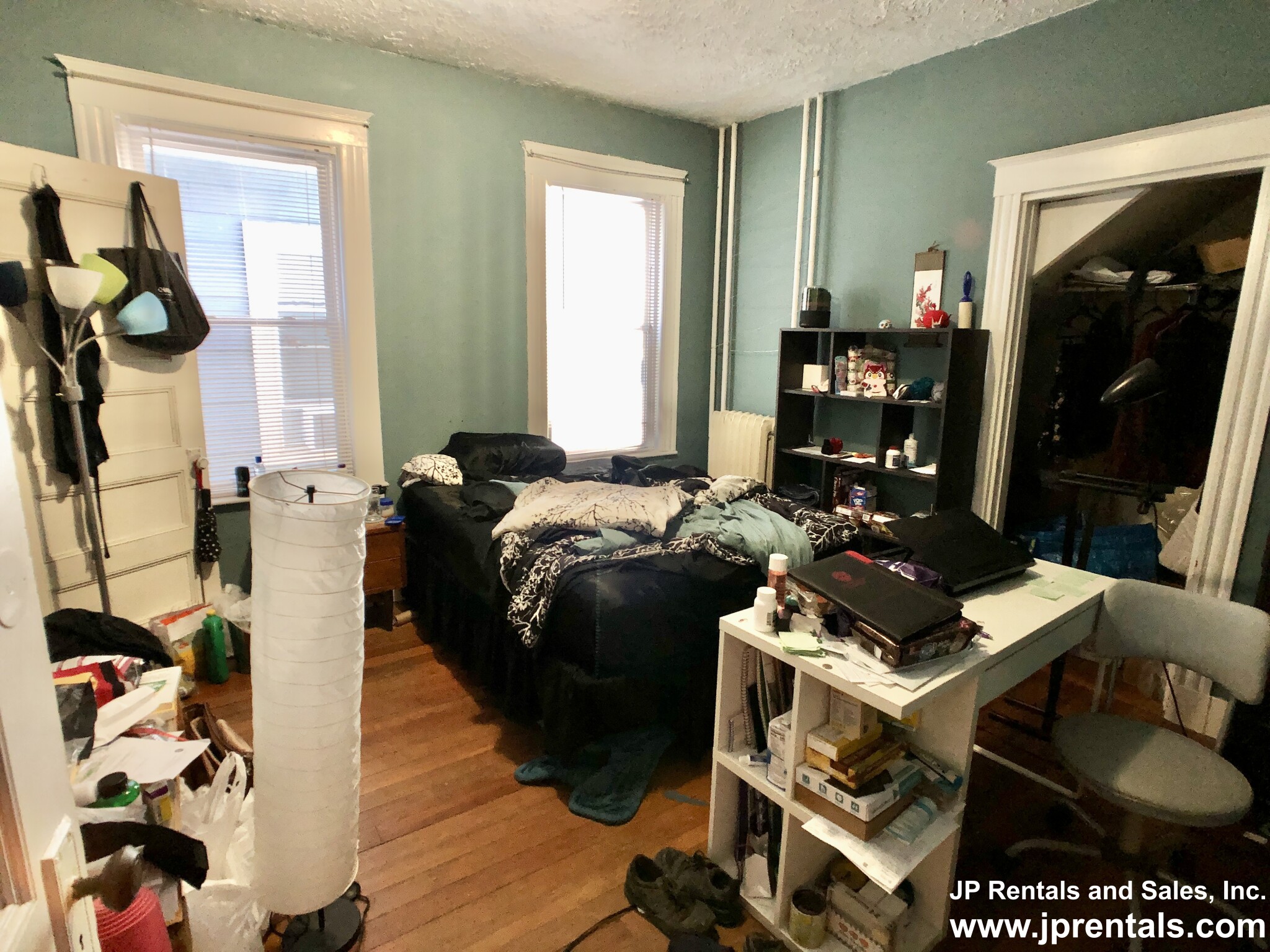 25 Forest Hills St, Jamaica Plain