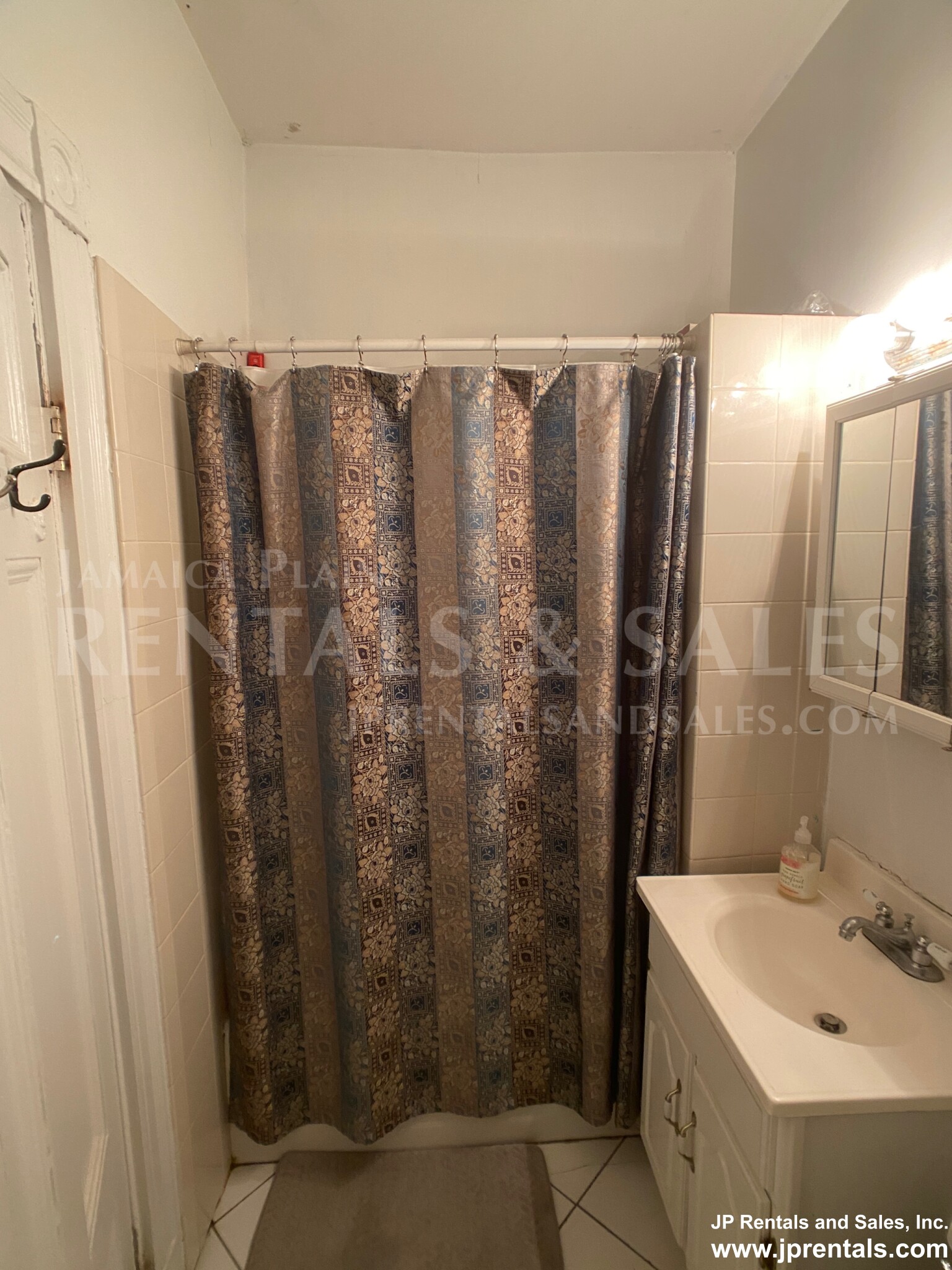 50 Green St, Jamaica Plain