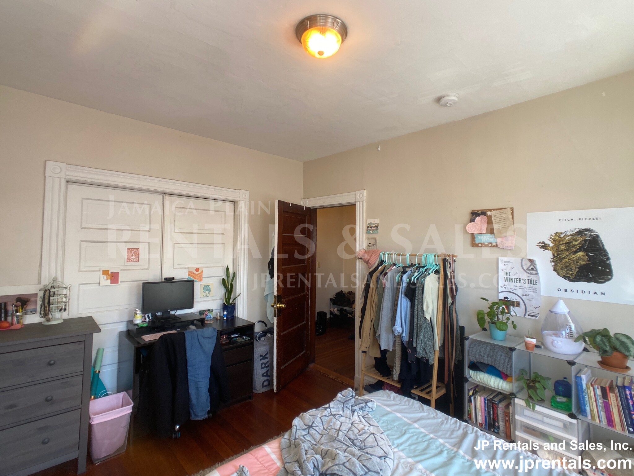 40 Weld Hill St, Jamaica Plain