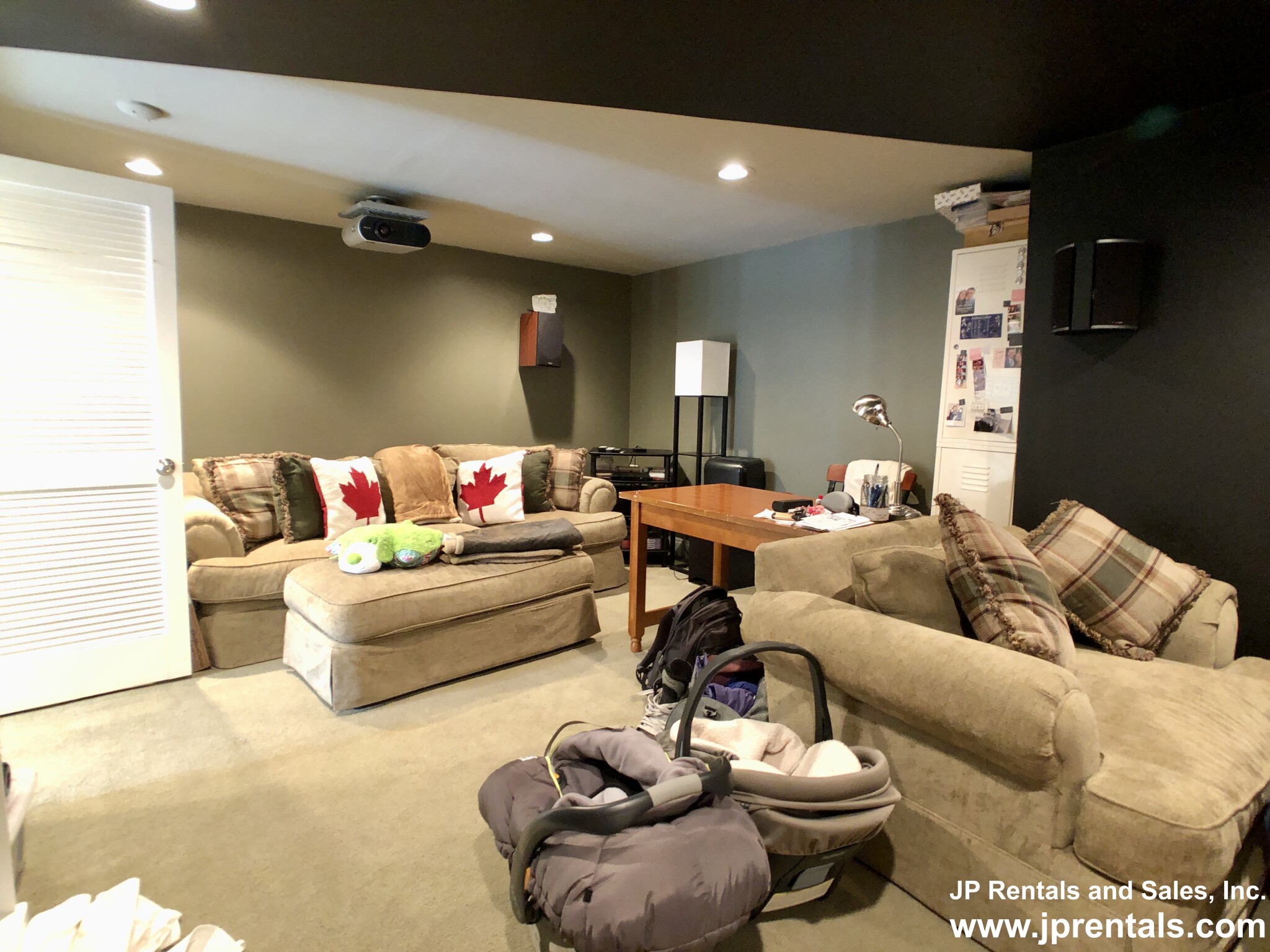 3 bed, 3.5 bath apartment for rent at 90 Glen Rd, Jamaica Plain — photo 11 of 24