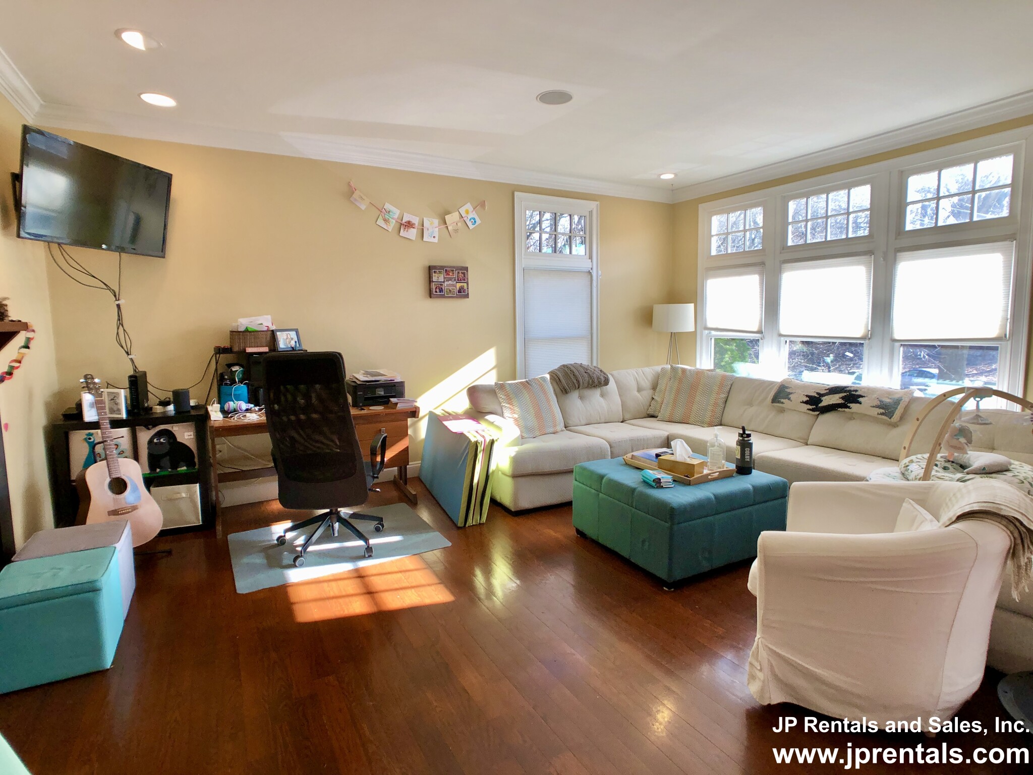 3 bed, 3.5 bath apartment for rent at 90 Glen Rd, Jamaica Plain — photo 6 of 24