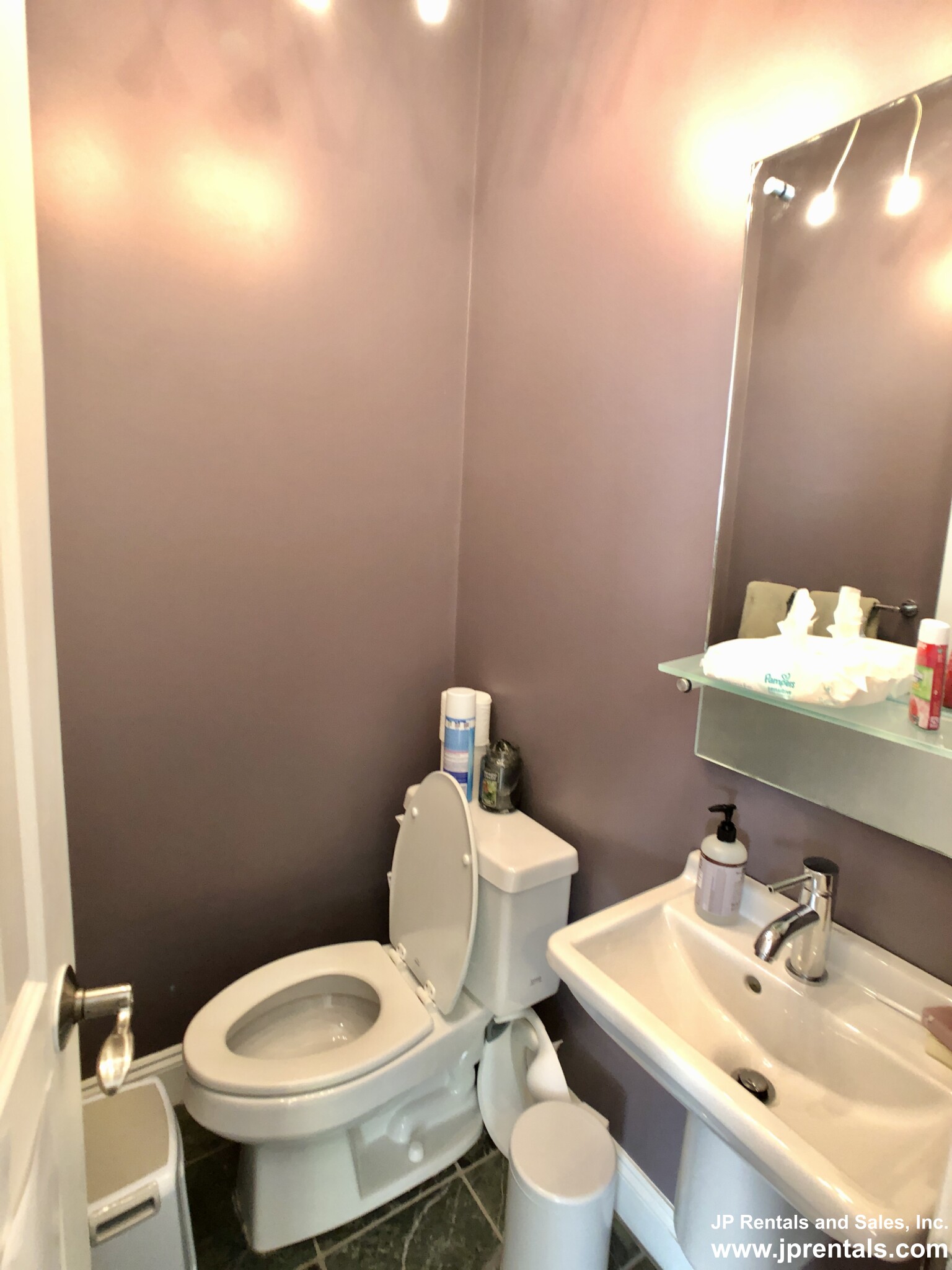 3 bed, 3.5 bath apartment for rent at 90 Glen Rd, Jamaica Plain — photo 7 of 24