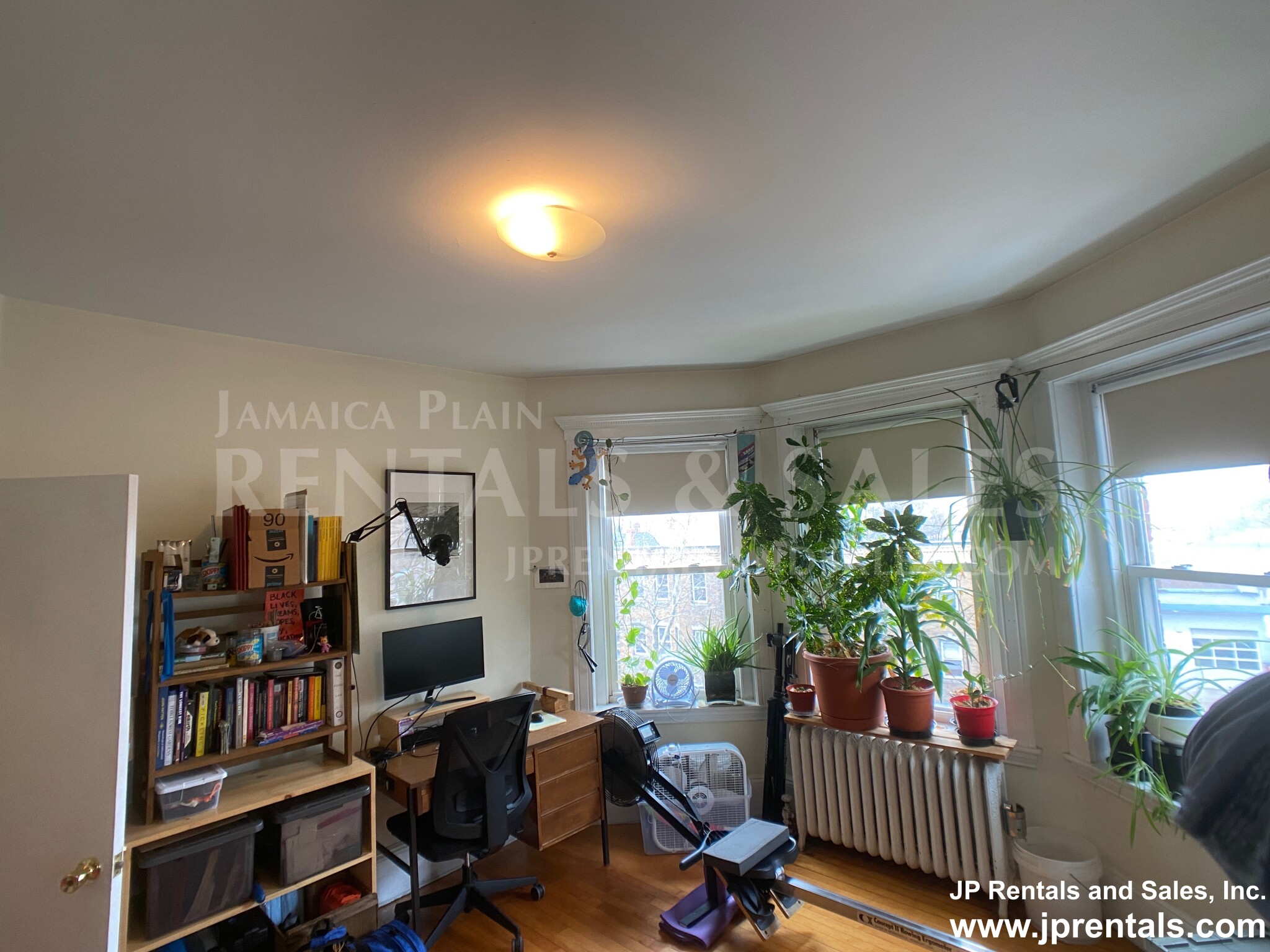 590 Centre St, Jamaica Plain