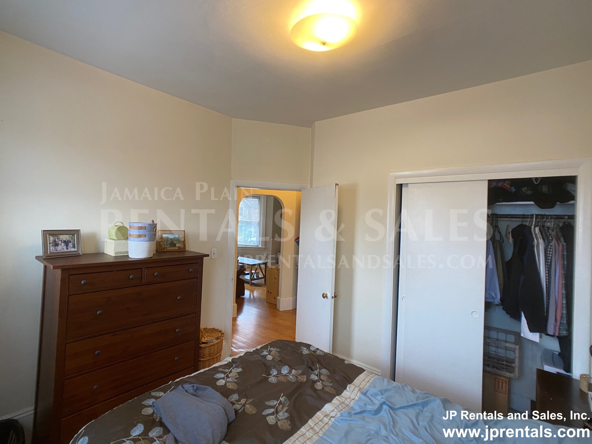 590 Centre St, Jamaica Plain