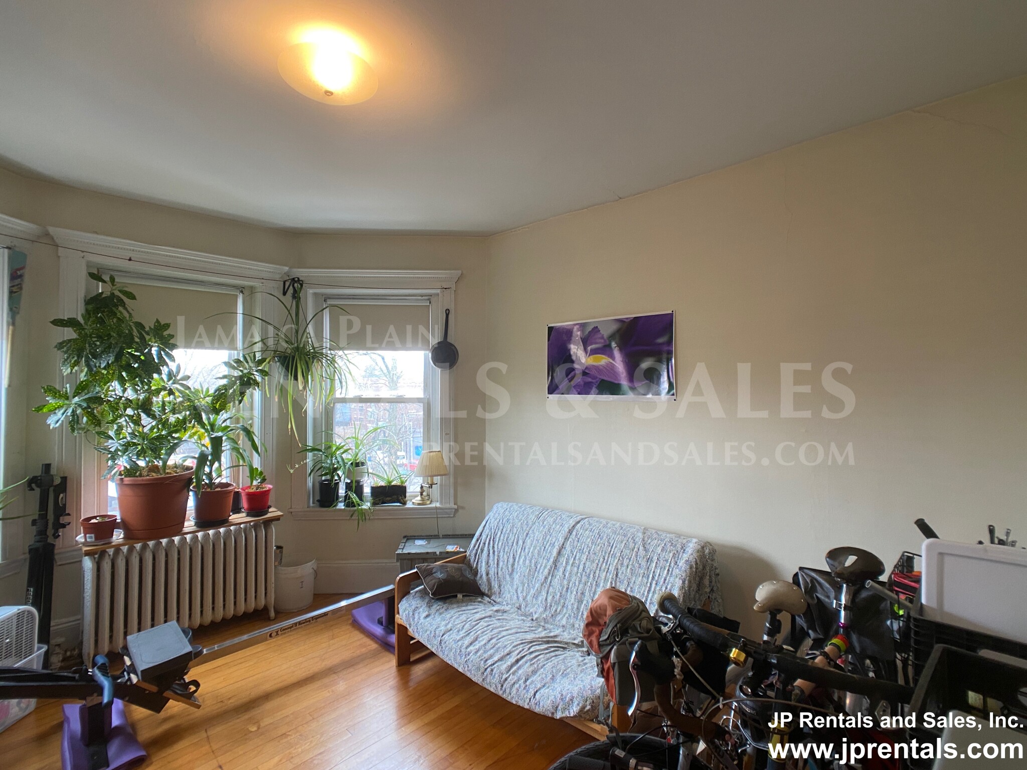 590 Centre St, Jamaica Plain