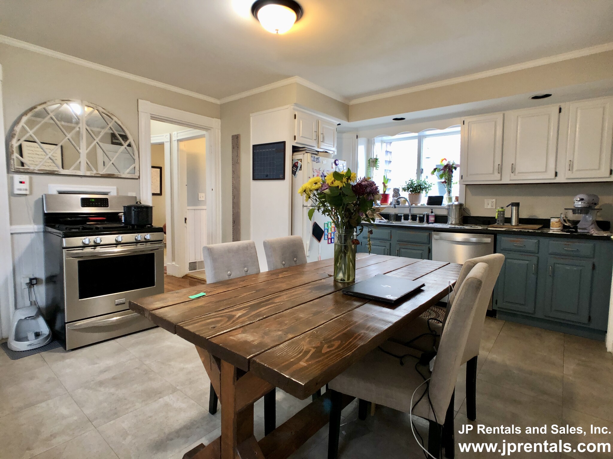 2 bed, 1 bath apartment for rent at 62 Wenham St Unit 1, Jamaica Plain