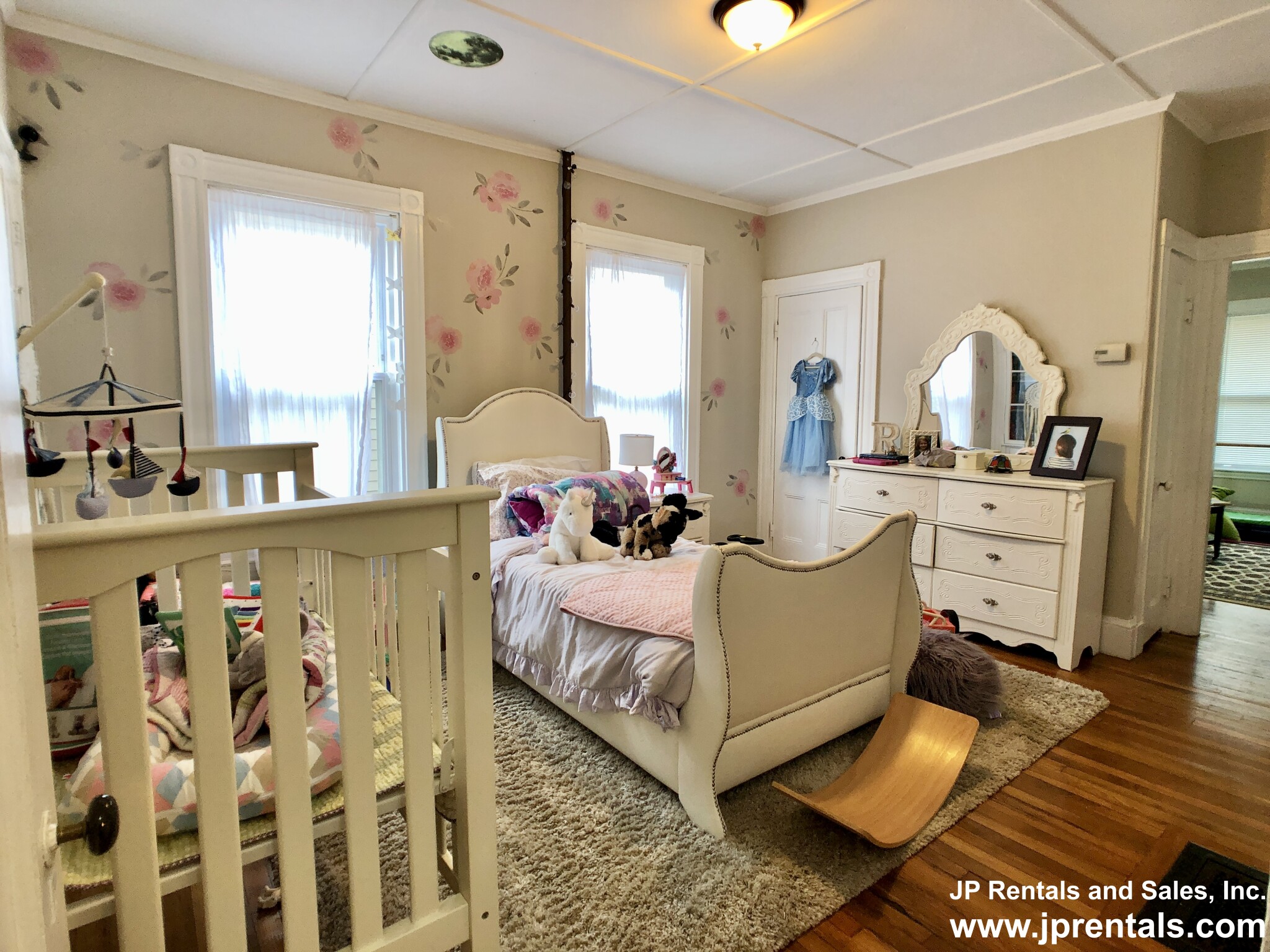 2 bed, 1 bath apartment for rent at 62 Wenham St Unit 1, Jamaica Plain — photo 12 of 14