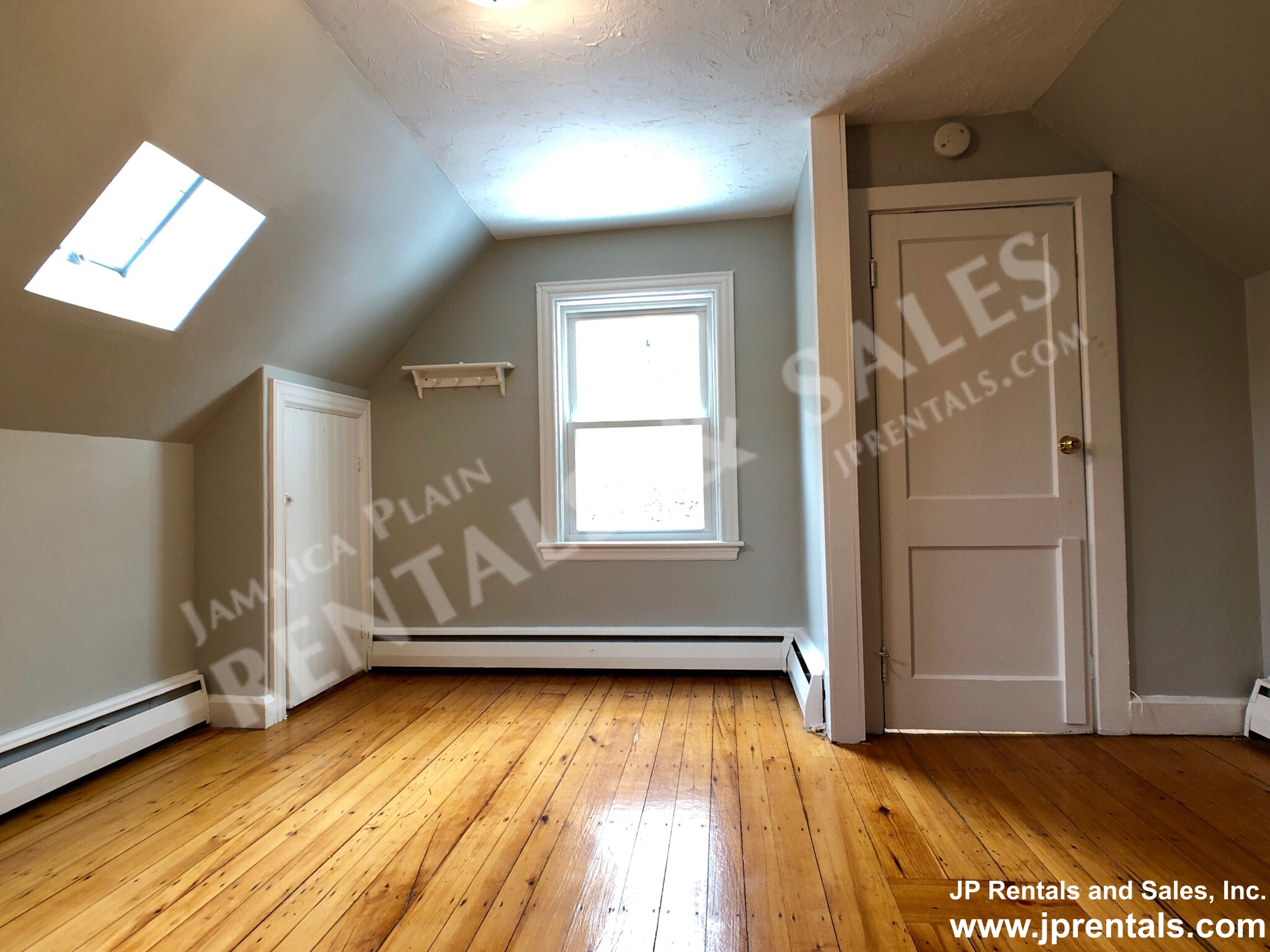 26 Boylston St, Jamaica Plain