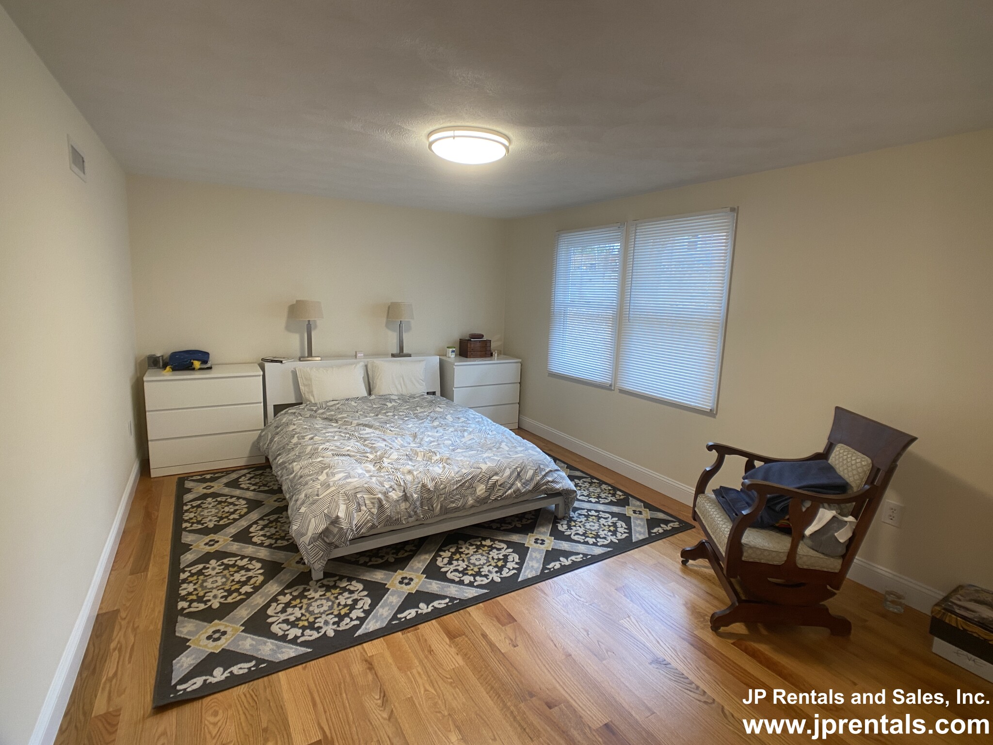 3 bed, 1.5 bath apartment for rent at 28 Spring Park Ave Unit CO, Jamaica Plain — photo 11 of 21