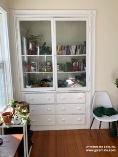 64 Wyman St, Jamaica Plain