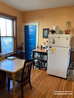 64 Wyman St, Jamaica Plain