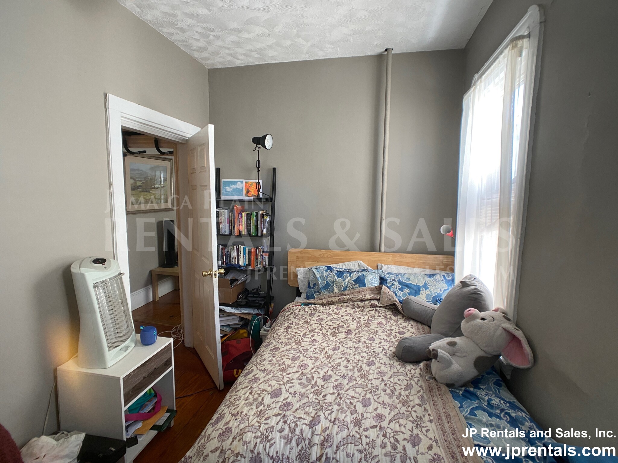 20 Boynton St, Jamaica Plain