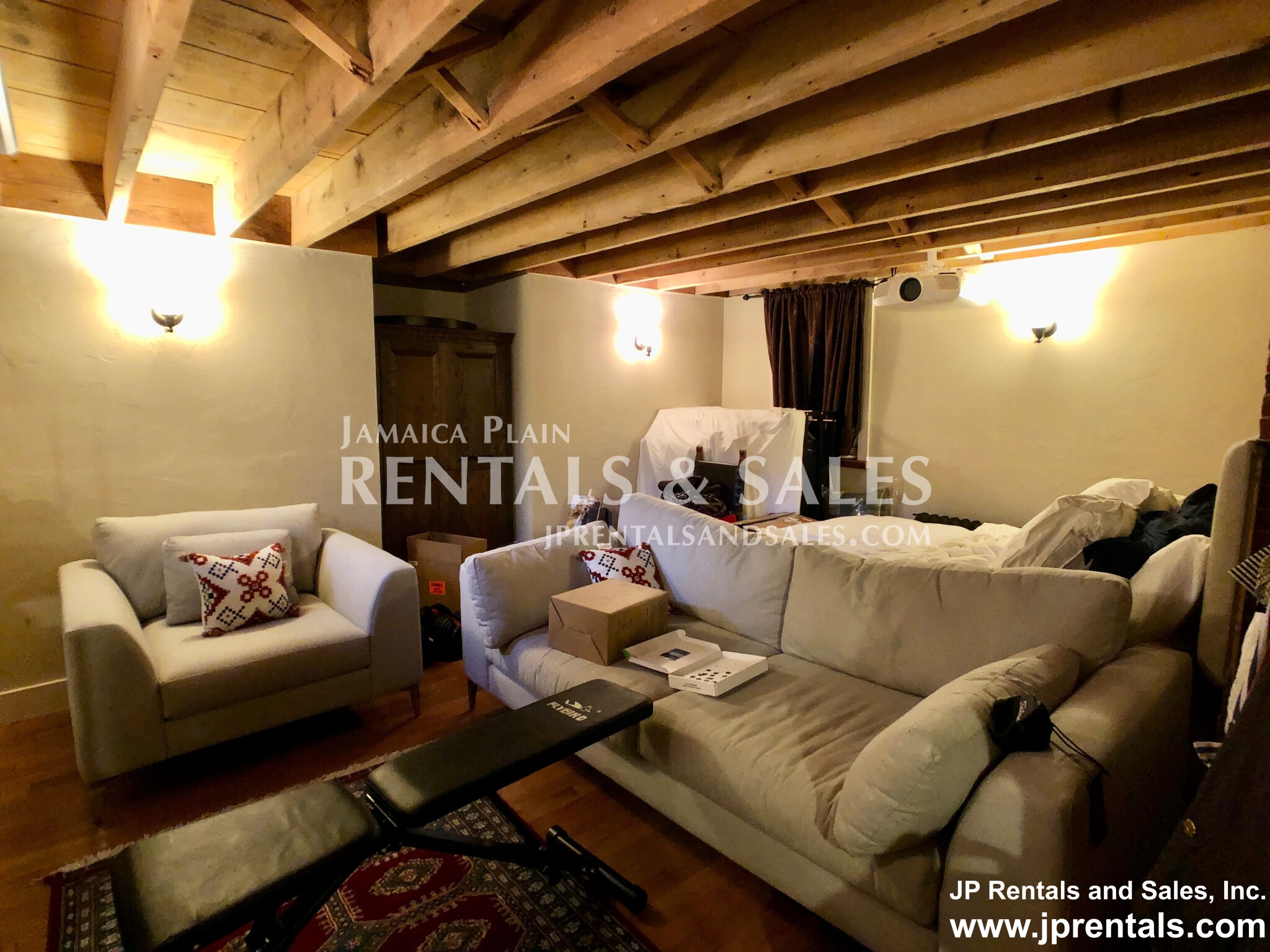 258 Pond St, Jamaica Plain