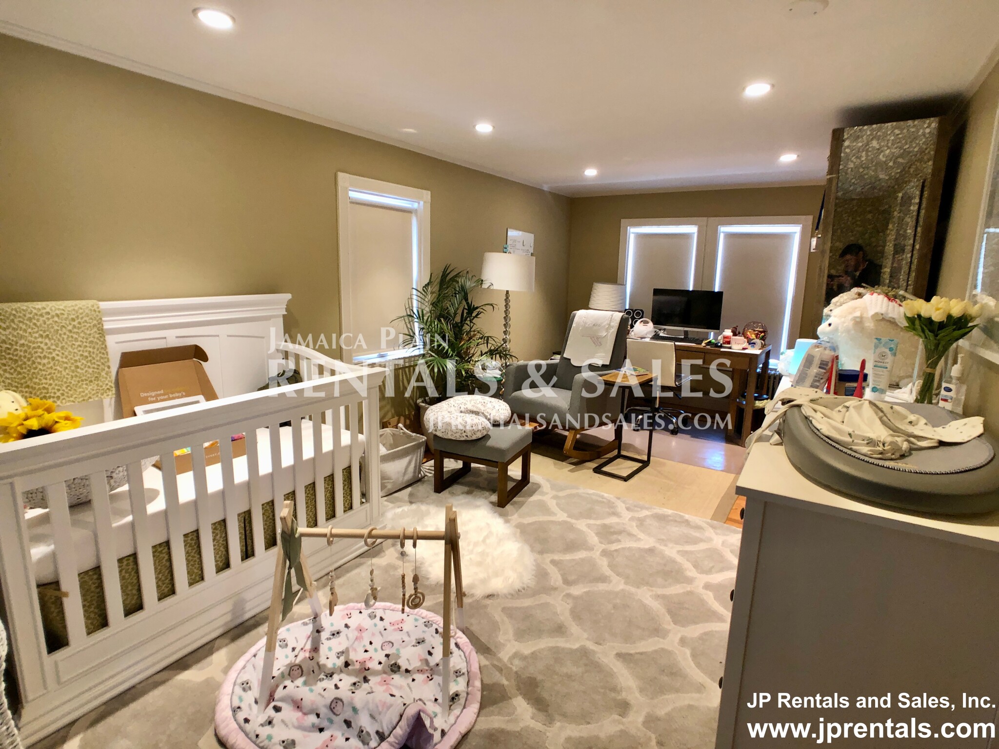 258 Pond St, Jamaica Plain