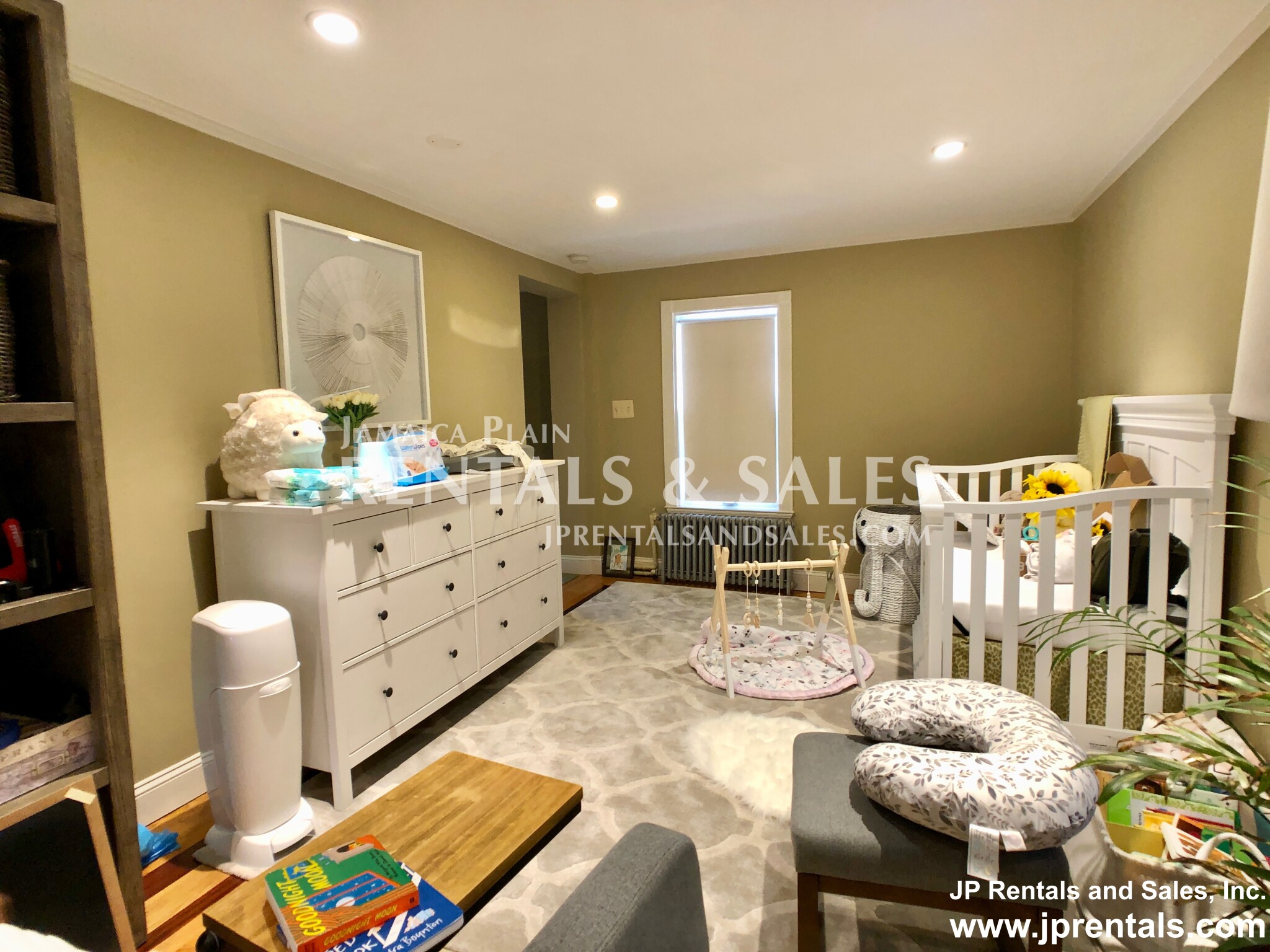 258 Pond St, Jamaica Plain