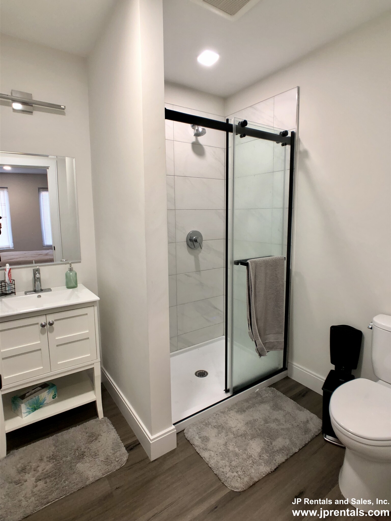 317 Belgrade Ave, Roslindale