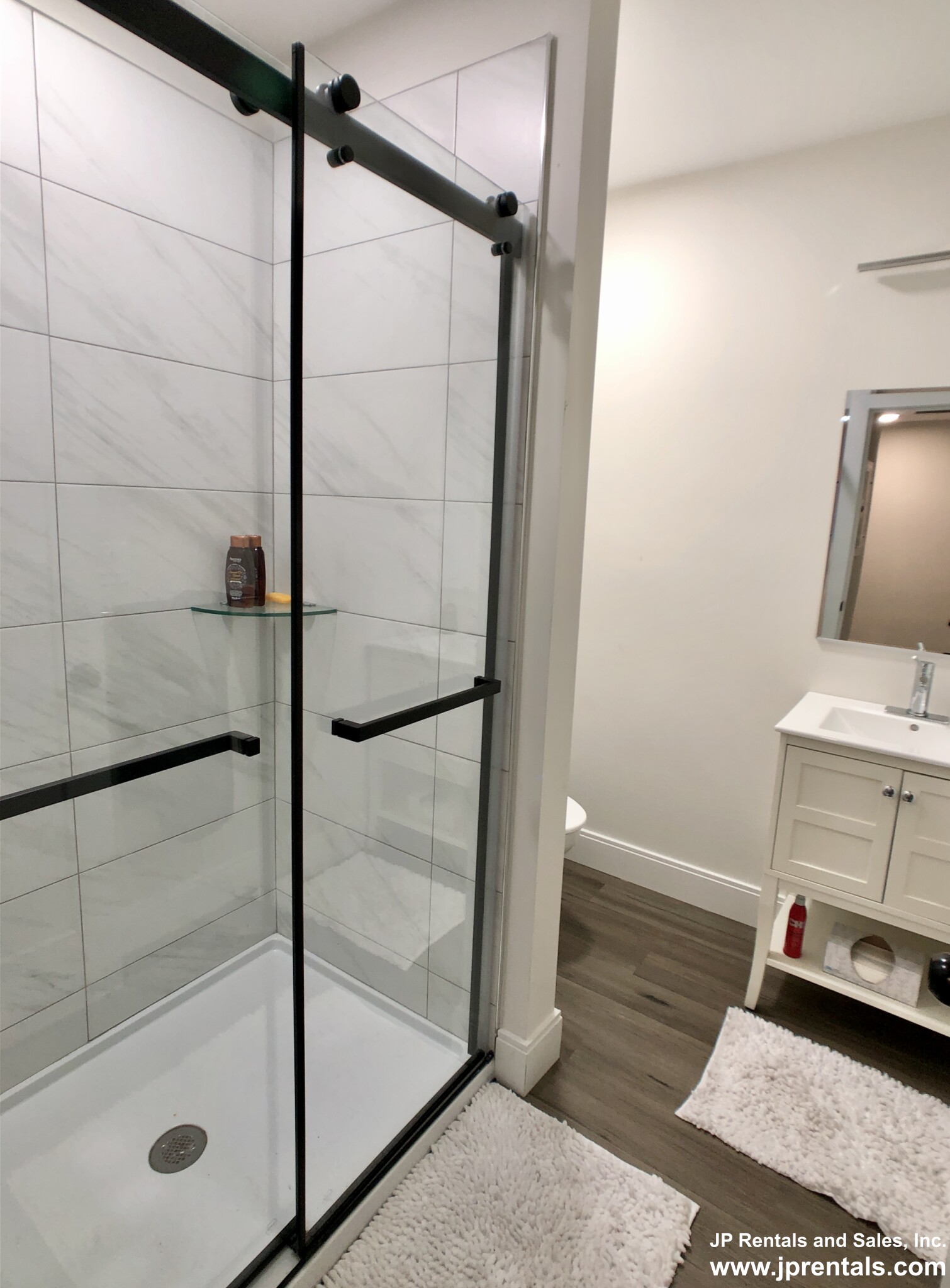 317 Belgrade Ave, Roslindale