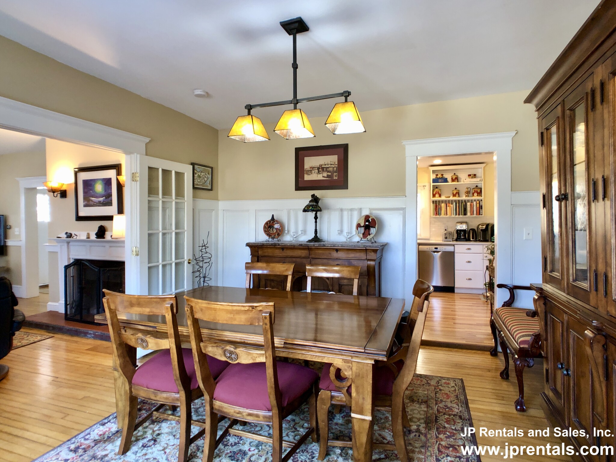 4 bed, 3 bath apartment for rent at 5 Parkwood Ter Unit 1 CO, Jamaica Plain — photo 4 of 26